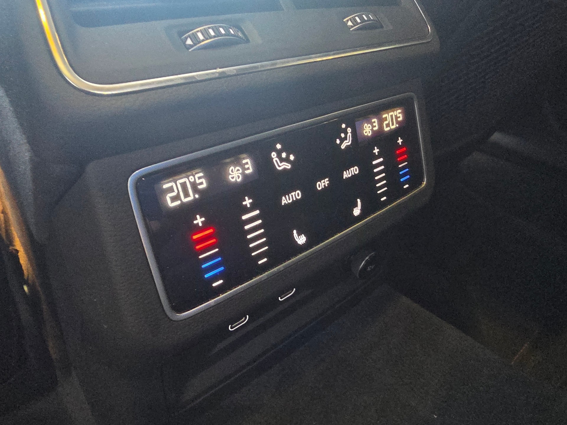 AUDI RS7 Sportback MHEV-image-26