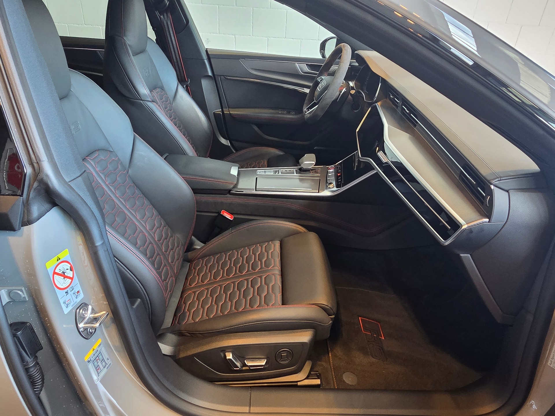 AUDI RS7 Sportback MHEV-image-17