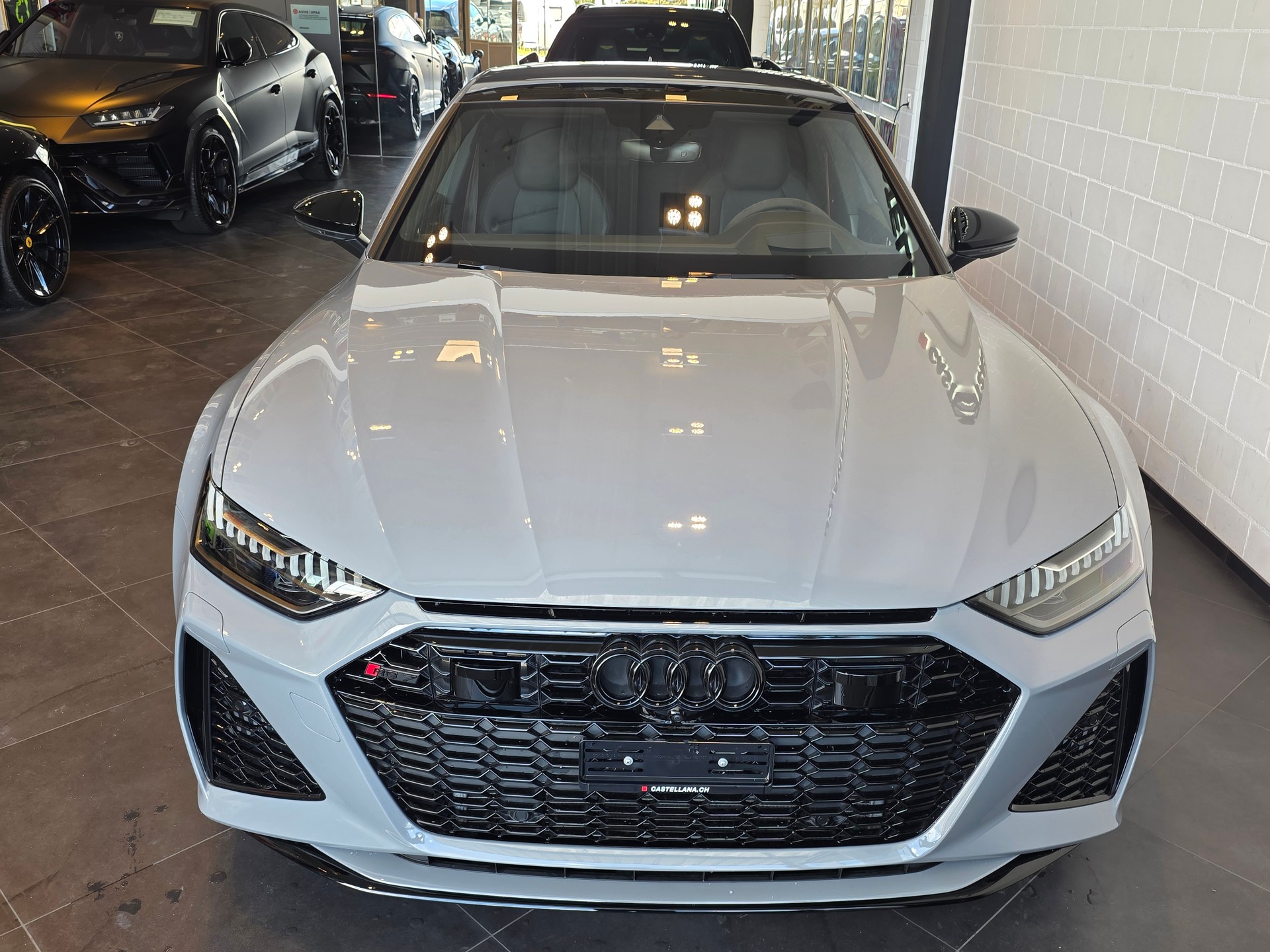 AUDI RS7 Sportback MHEV-showroom-element-1