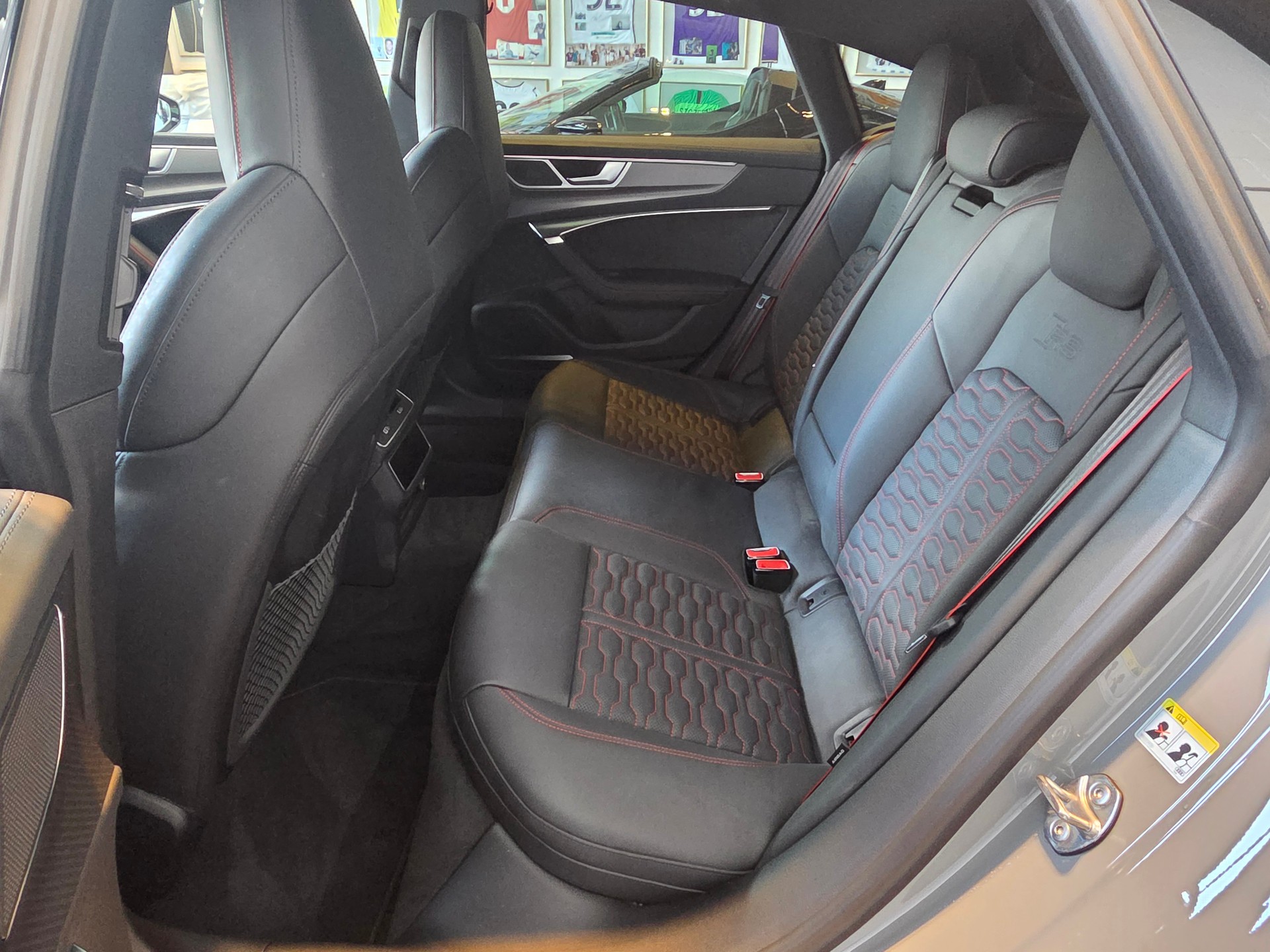 AUDI RS7 Sportback MHEV-image-12