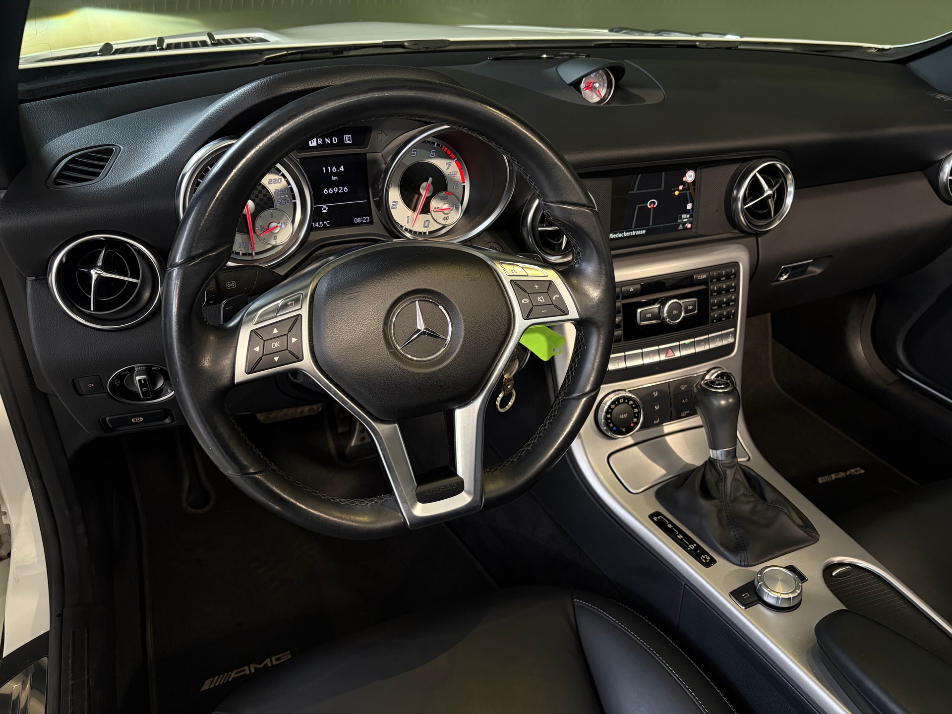 MERCEDES-BENZ SLK 250 7G-Tronic*AMG-Line*Ch-Fahrzeug*Kopfraumheizung*-image-13