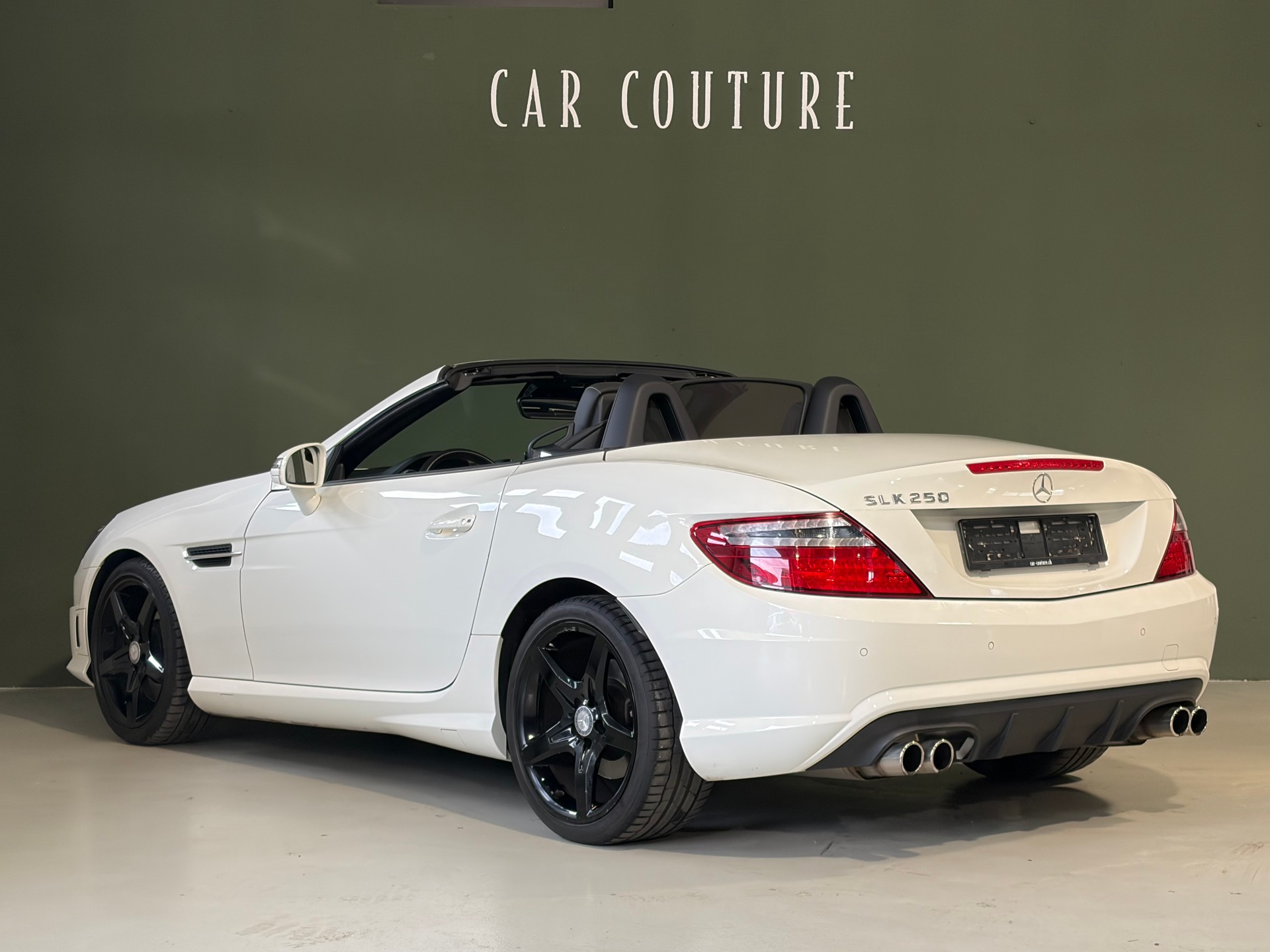 MERCEDES-BENZ SLK 250 7G-Tronic*AMG-Line*Ch-Fahrzeug*Kopfraumheizung*-image-8
