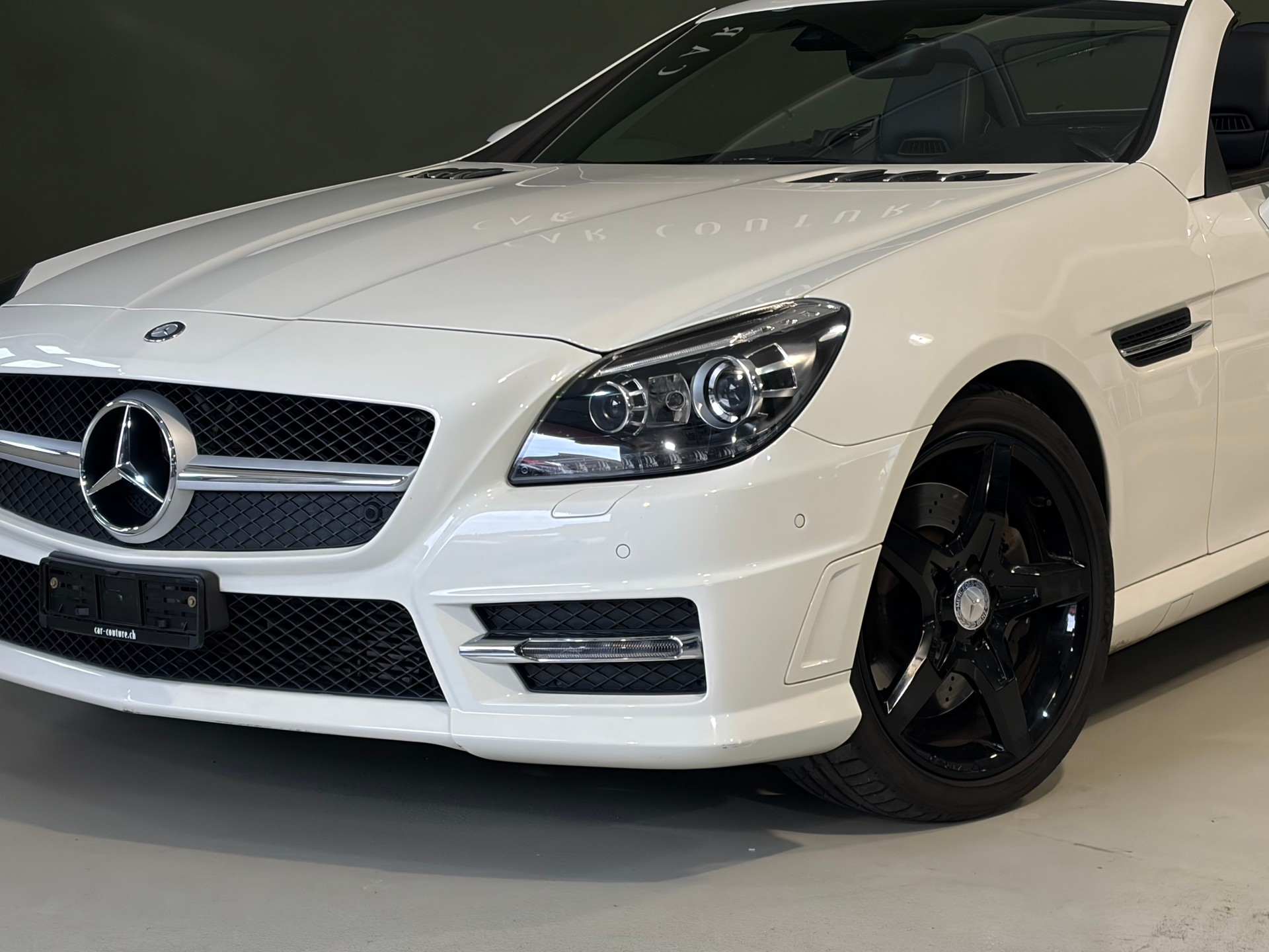 MERCEDES-BENZ SLK 250 7G-Tronic*AMG-Line*Ch-Fahrzeug*Kopfraumheizung*-showroom-element-3