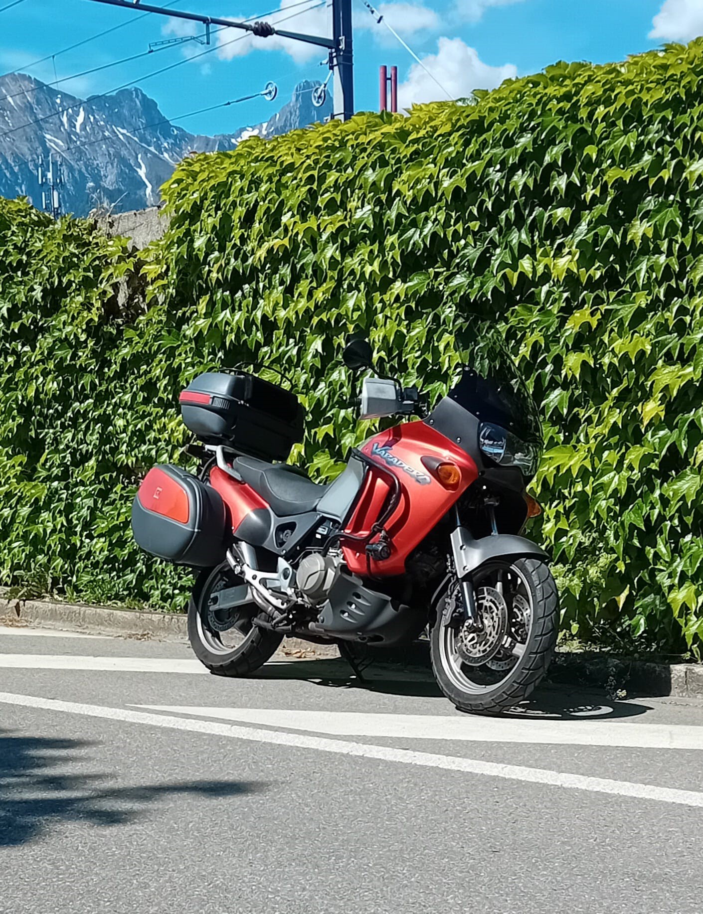 HONDA XL 1000 V Varadero-image-1