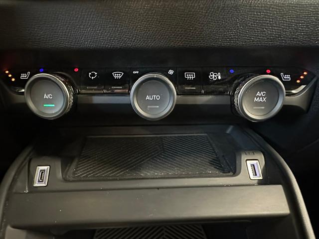 CITROEN C4 1.2 PureTech Swiss Edition-image-8