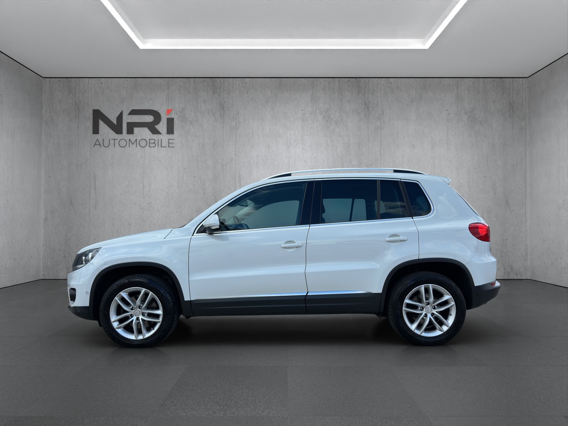 VW Tiguan 2.0 TDI BMT Sport & Style DSG-image-7