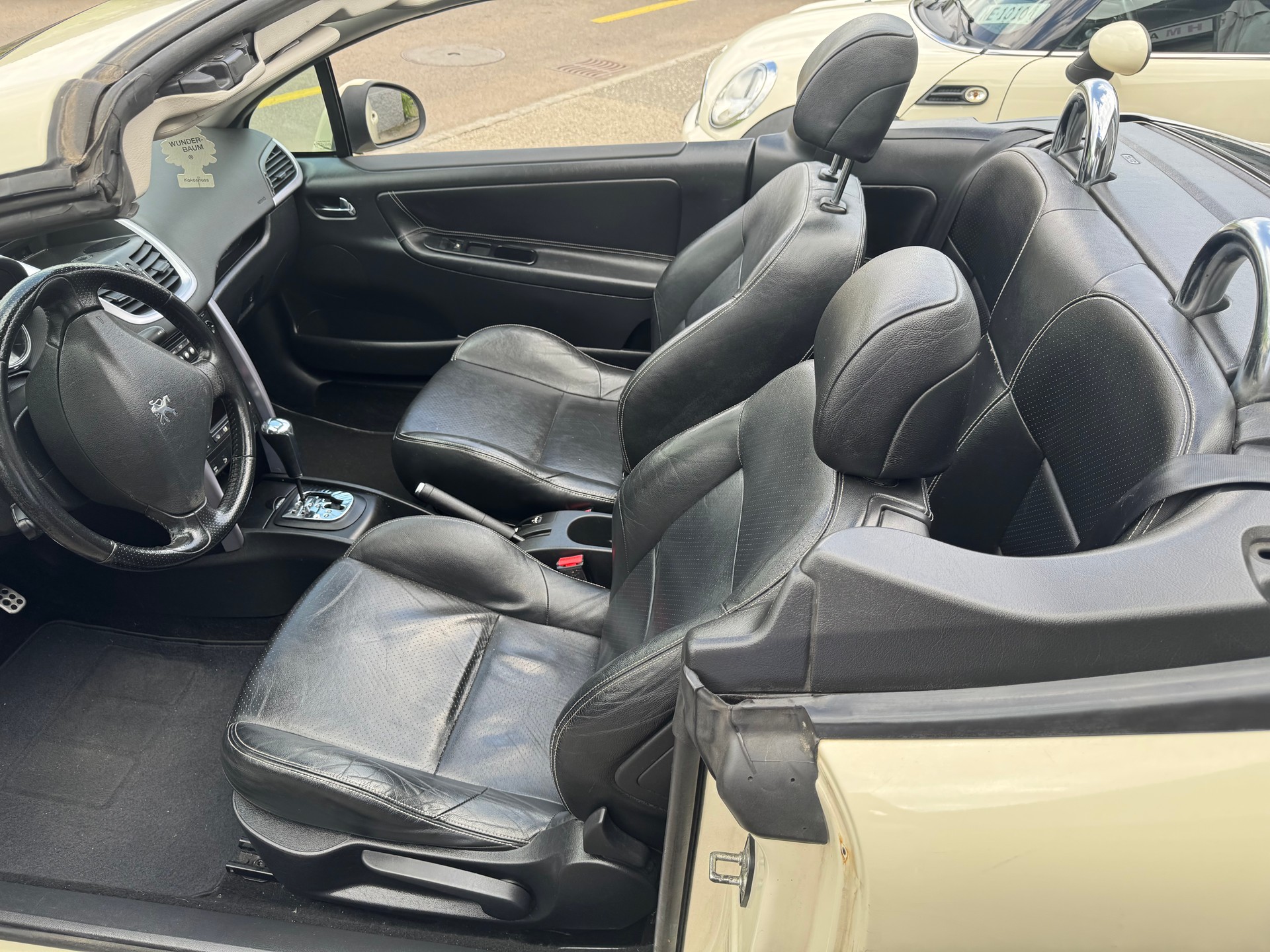 PEUGEOT 207 CC 1.6 16V Sport Automatic-image-5
