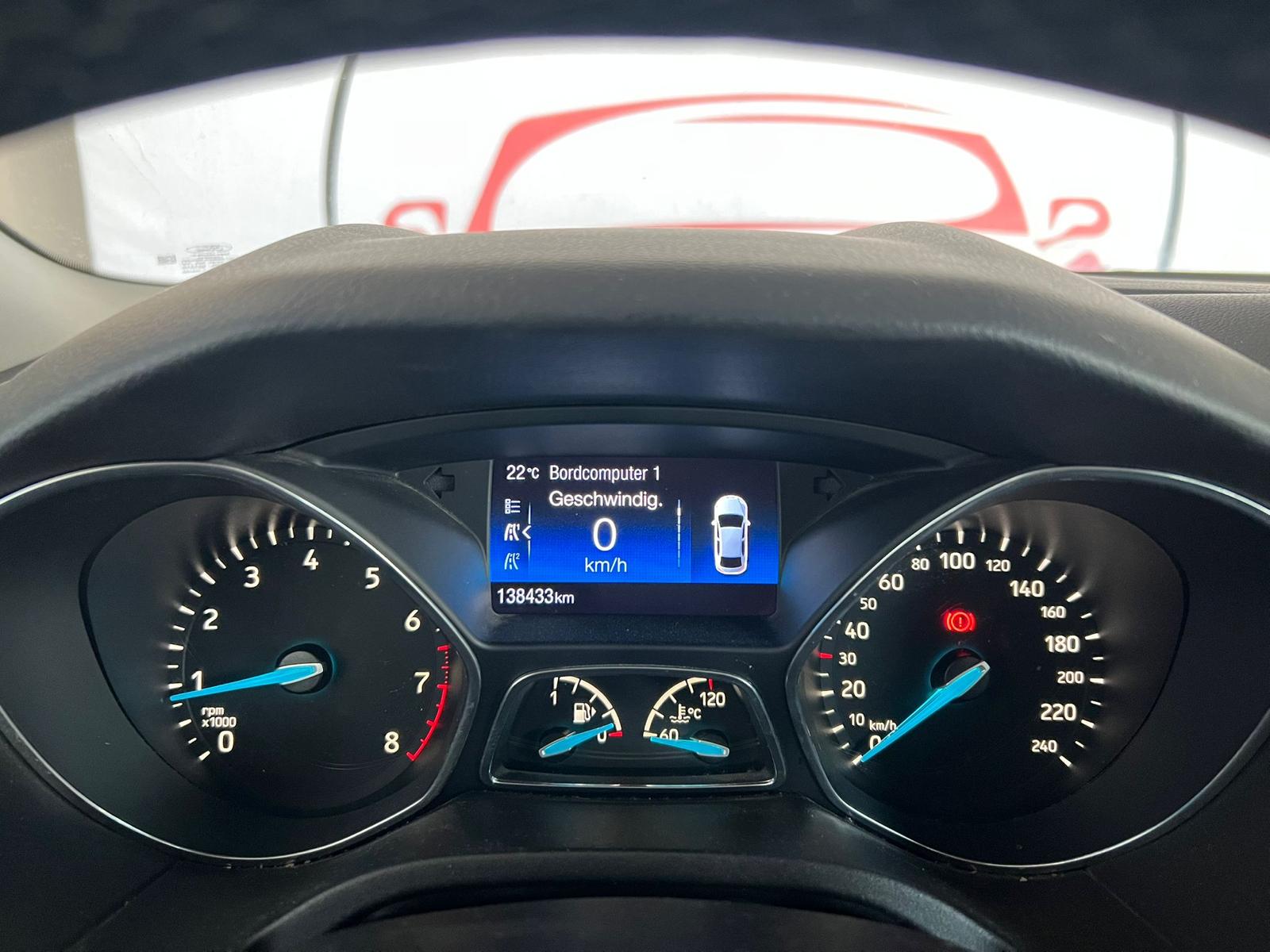 FORD Focus 1.0 SCTi Trend-image-10