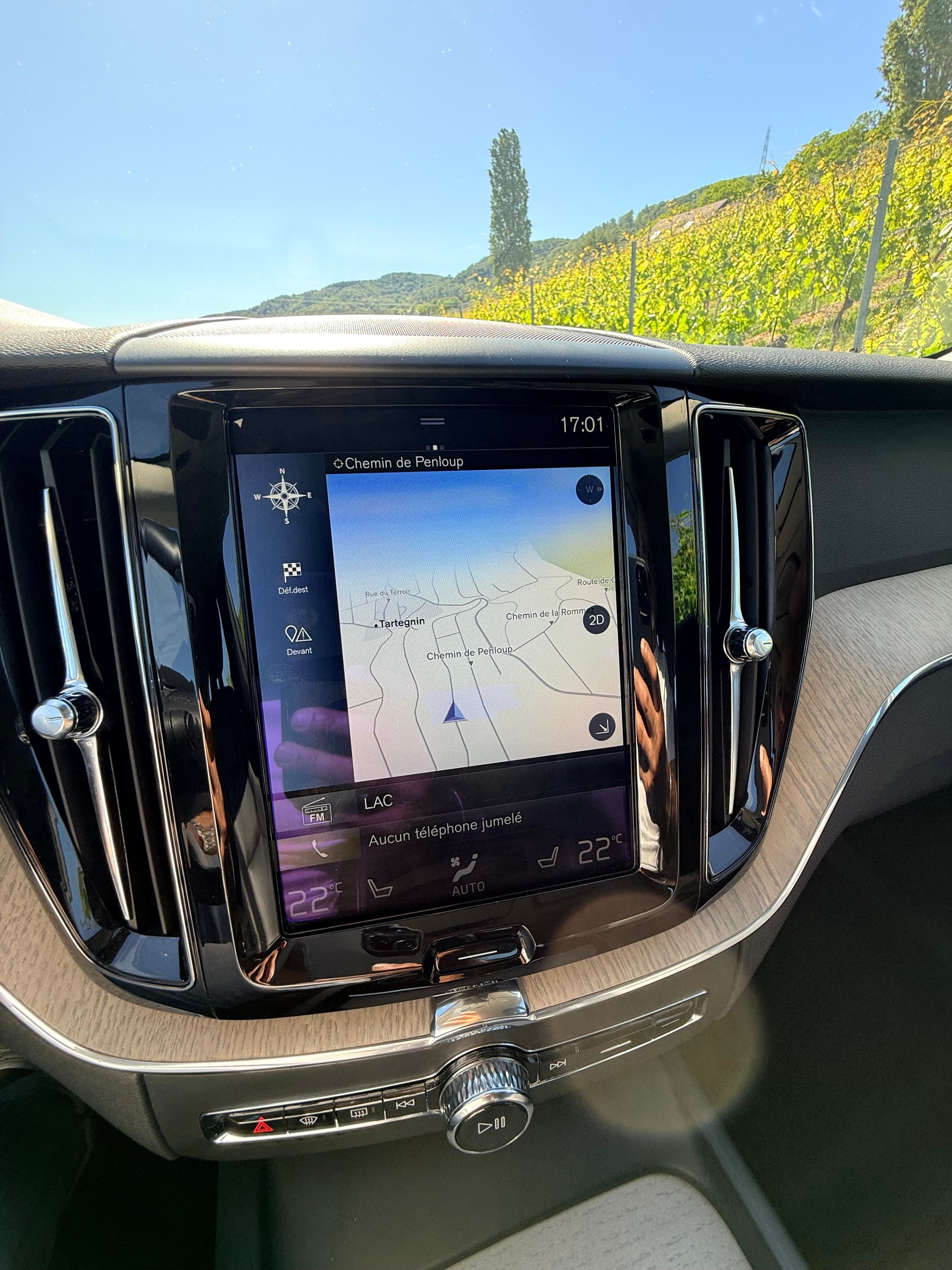 VOLVO XC60 D5 AWD Inscription Geartronic-image-17