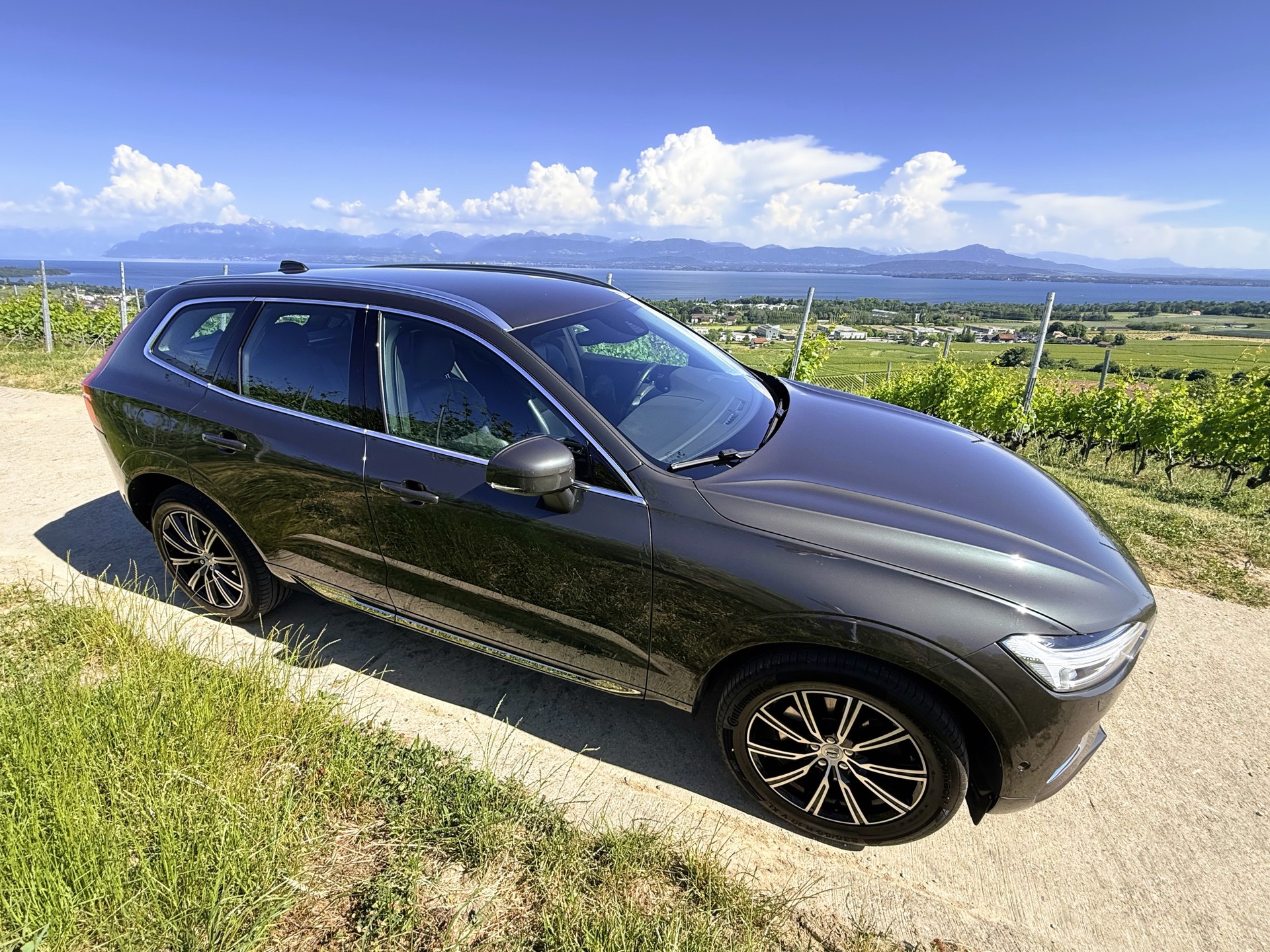 VOLVO XC60 D5 AWD Inscription Geartronic-image-4