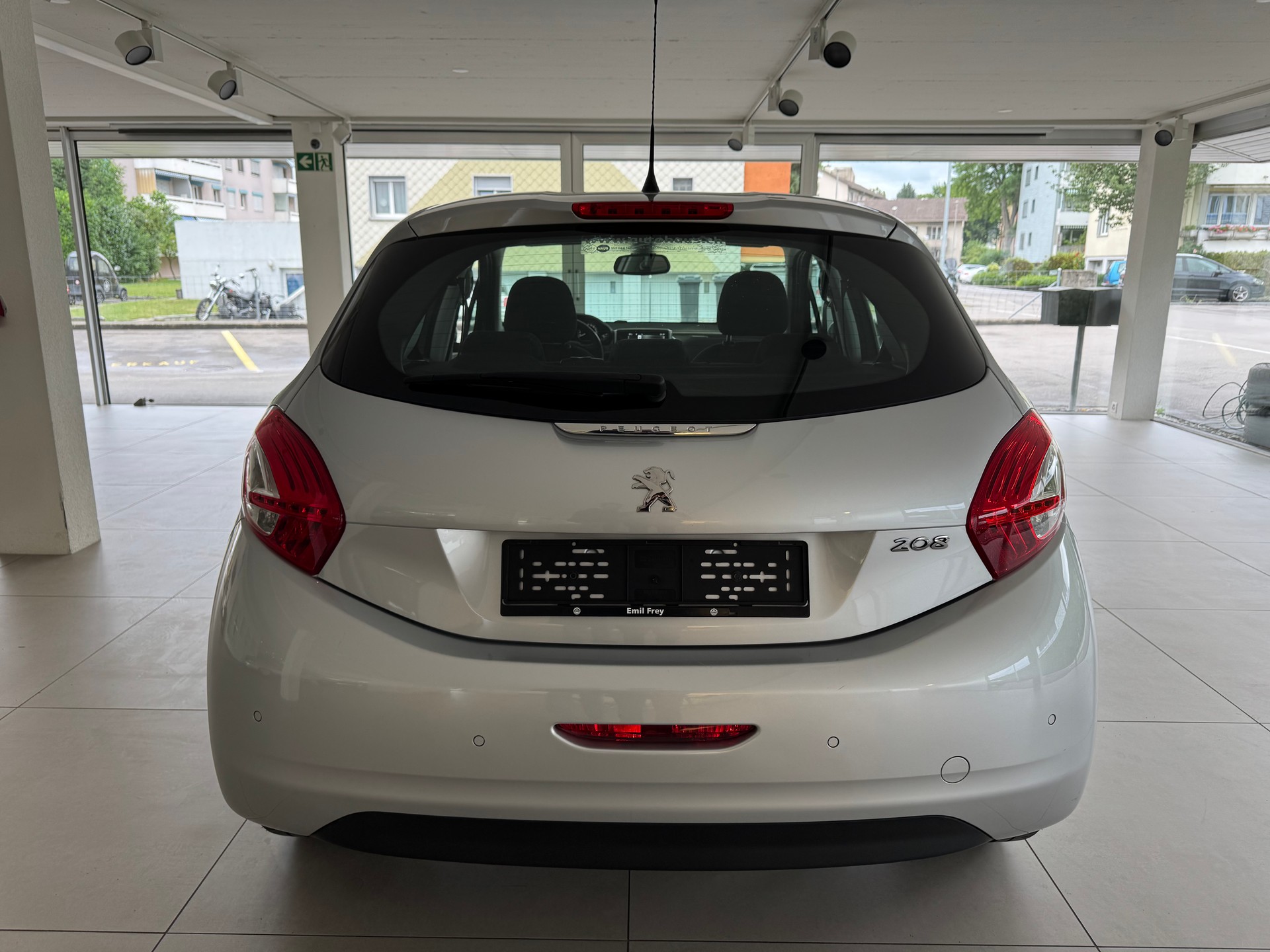 PEUGEOT 208 1.6 VTI Allure Automatik-image-7