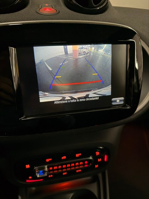 SMART fortwo Brabus Cabrio twinmatic-image-21