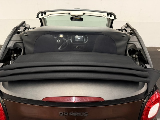 SMART fortwo Brabus Cabrio twinmatic-image-22