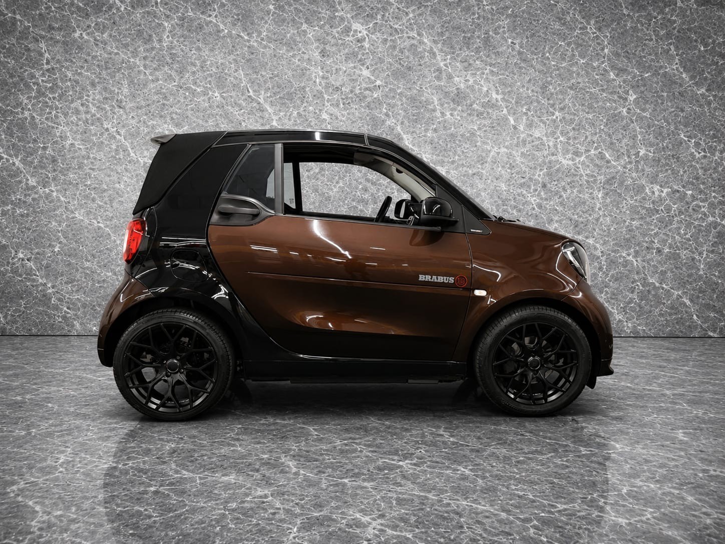 SMART fortwo Brabus Cabrio twinmatic-image-6