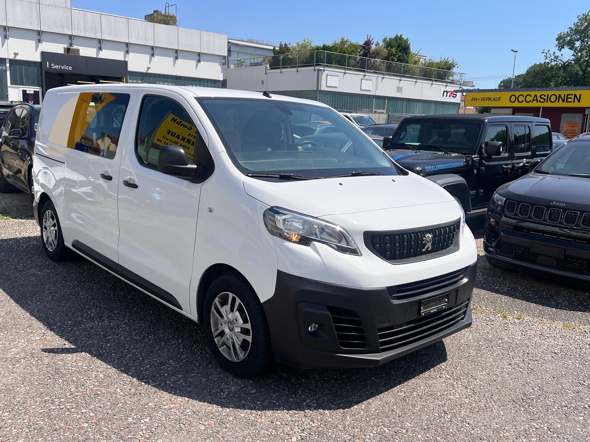 PEUGEOT Expert 1.5 BlueHDi 120 S&S Premium Standard-showroom-element-1