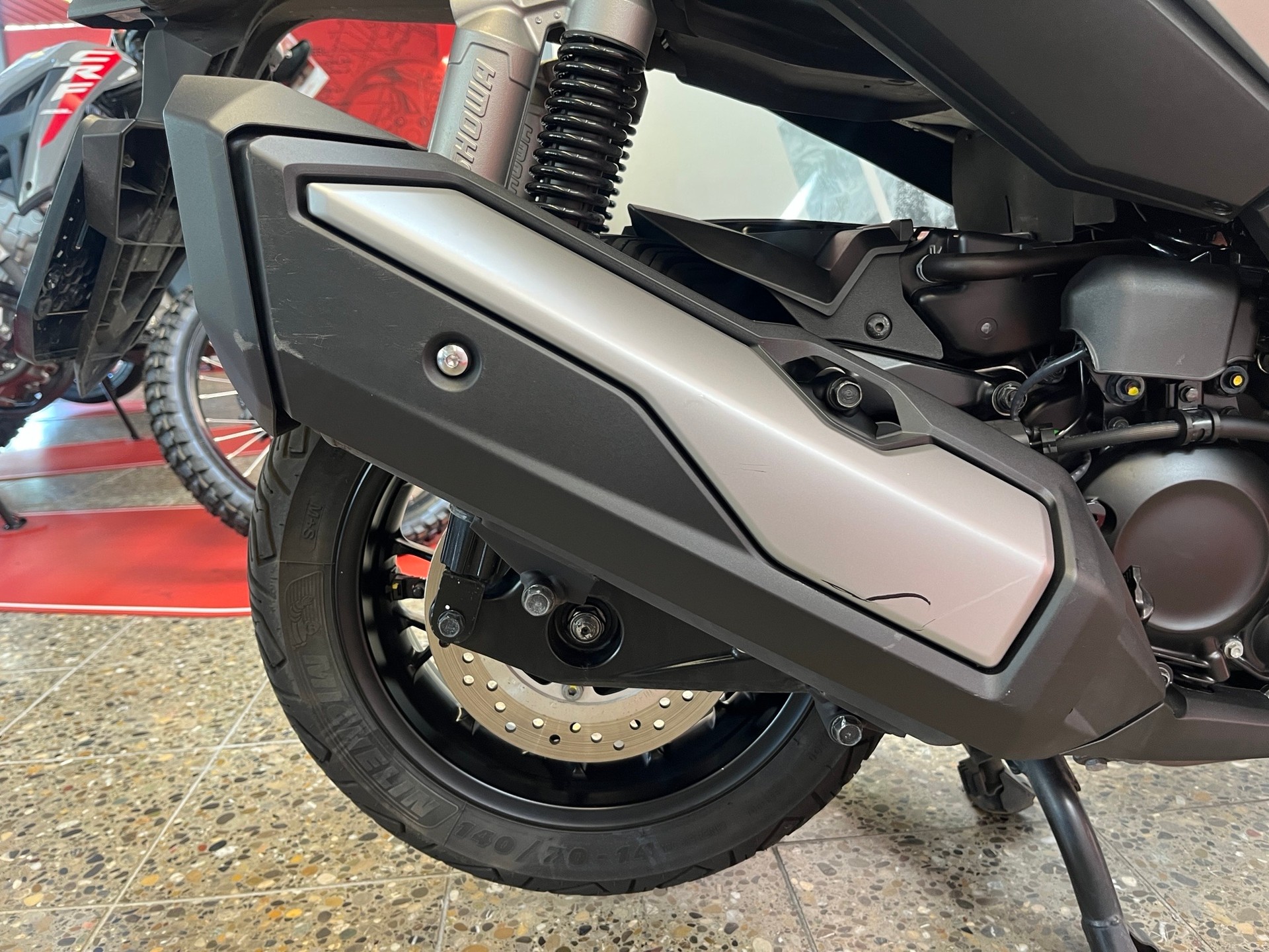 HONDA ADV 350-image-8