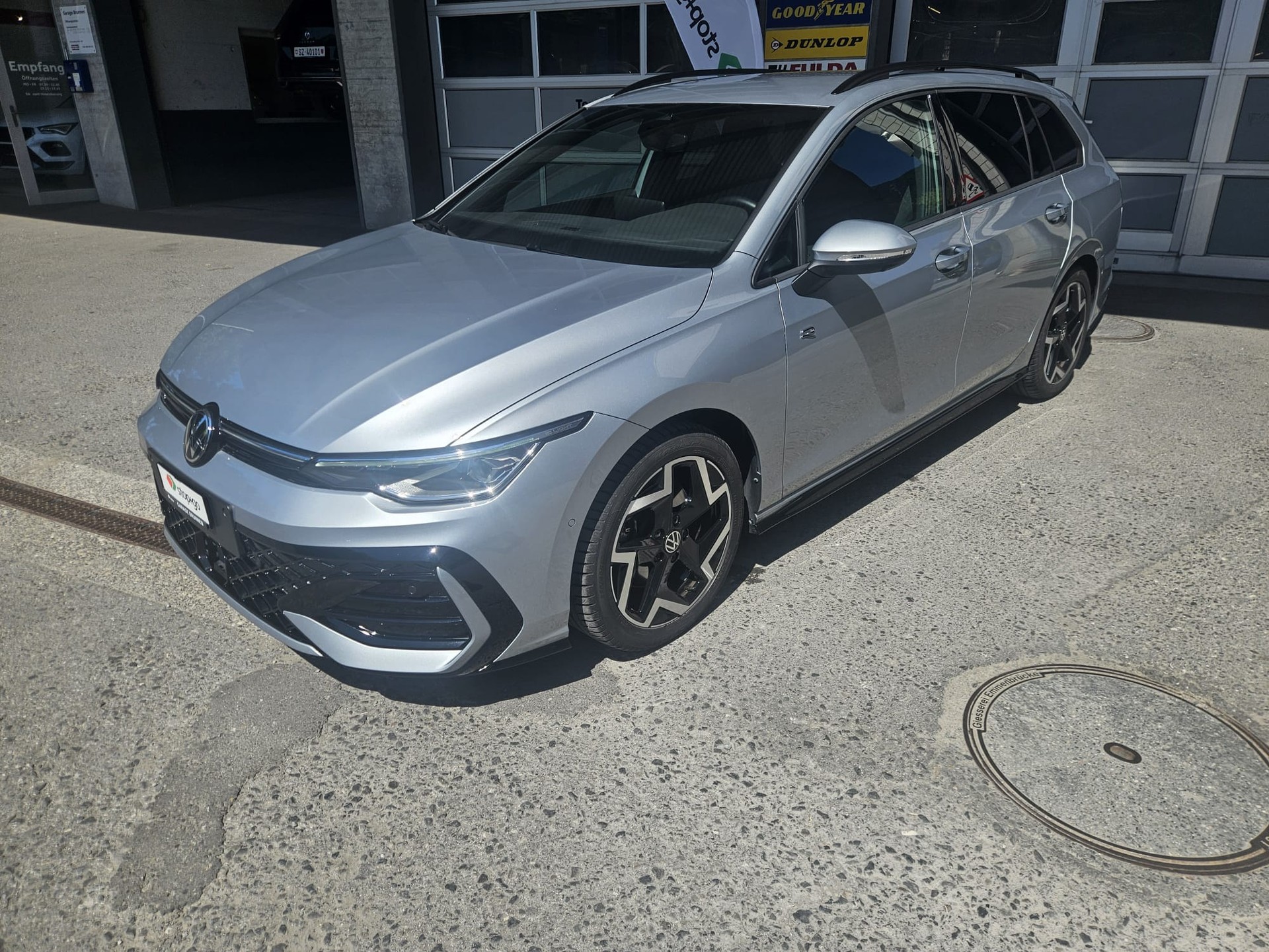 VW Golf Variant 2.0 TSI R-Line DSG 4 Motion