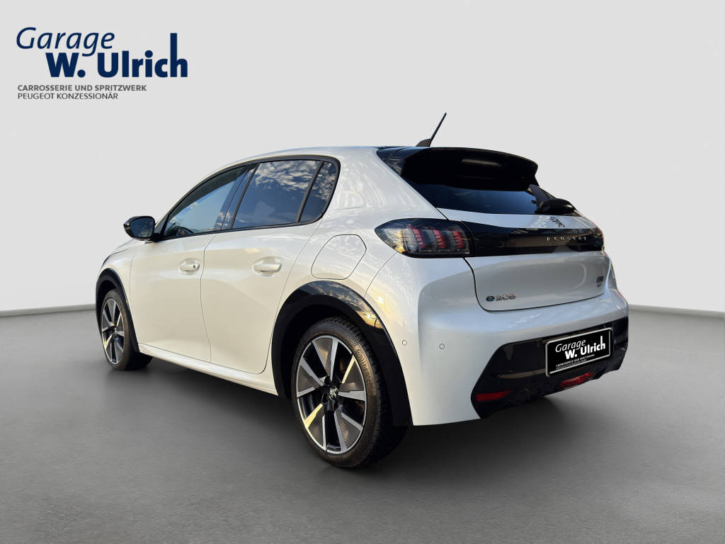 PEUGEOT 208-showroom-element-3