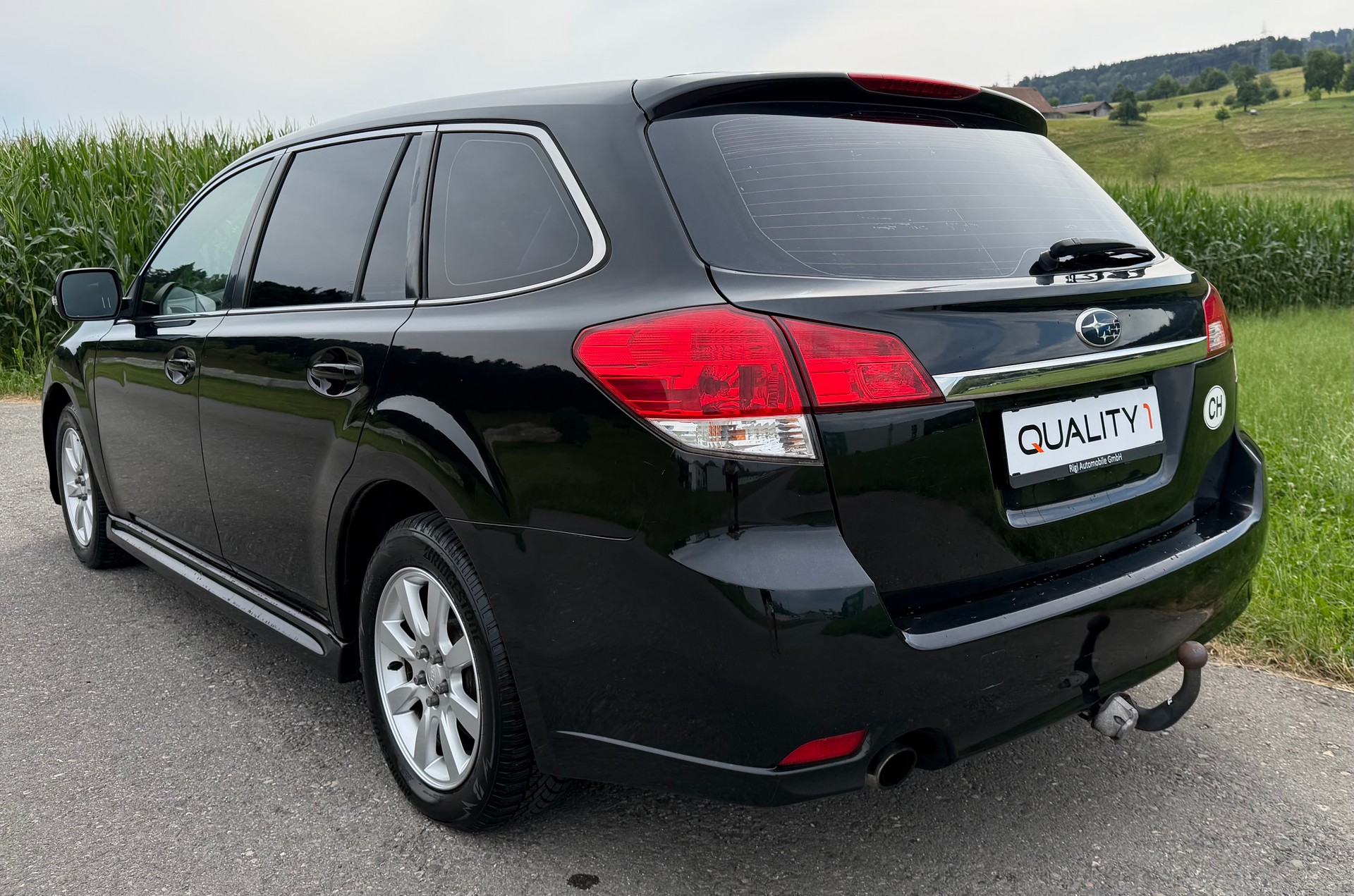 SUBARU Legacy 2.0i Limited AWD-image-3
