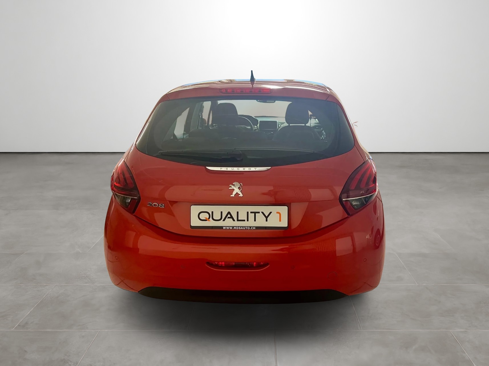 PEUGEOT 208 1.2 THP Roland Garros-image-5