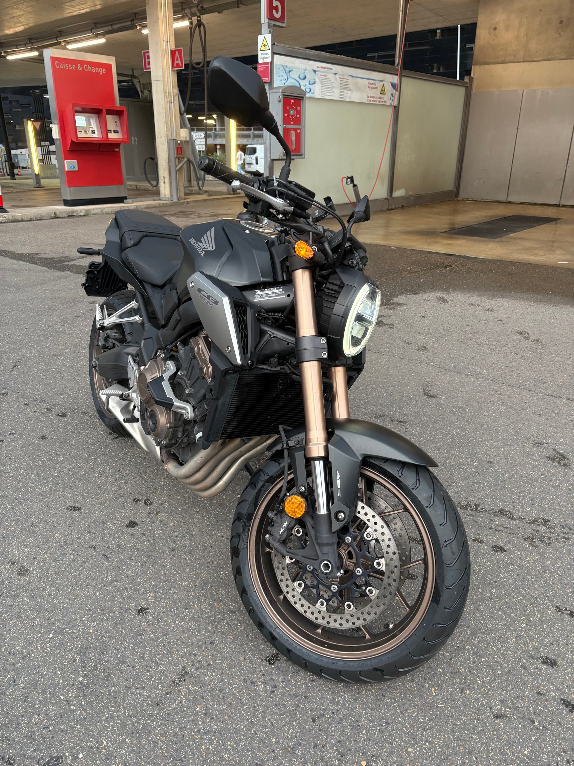 HONDA CB 650-image-1