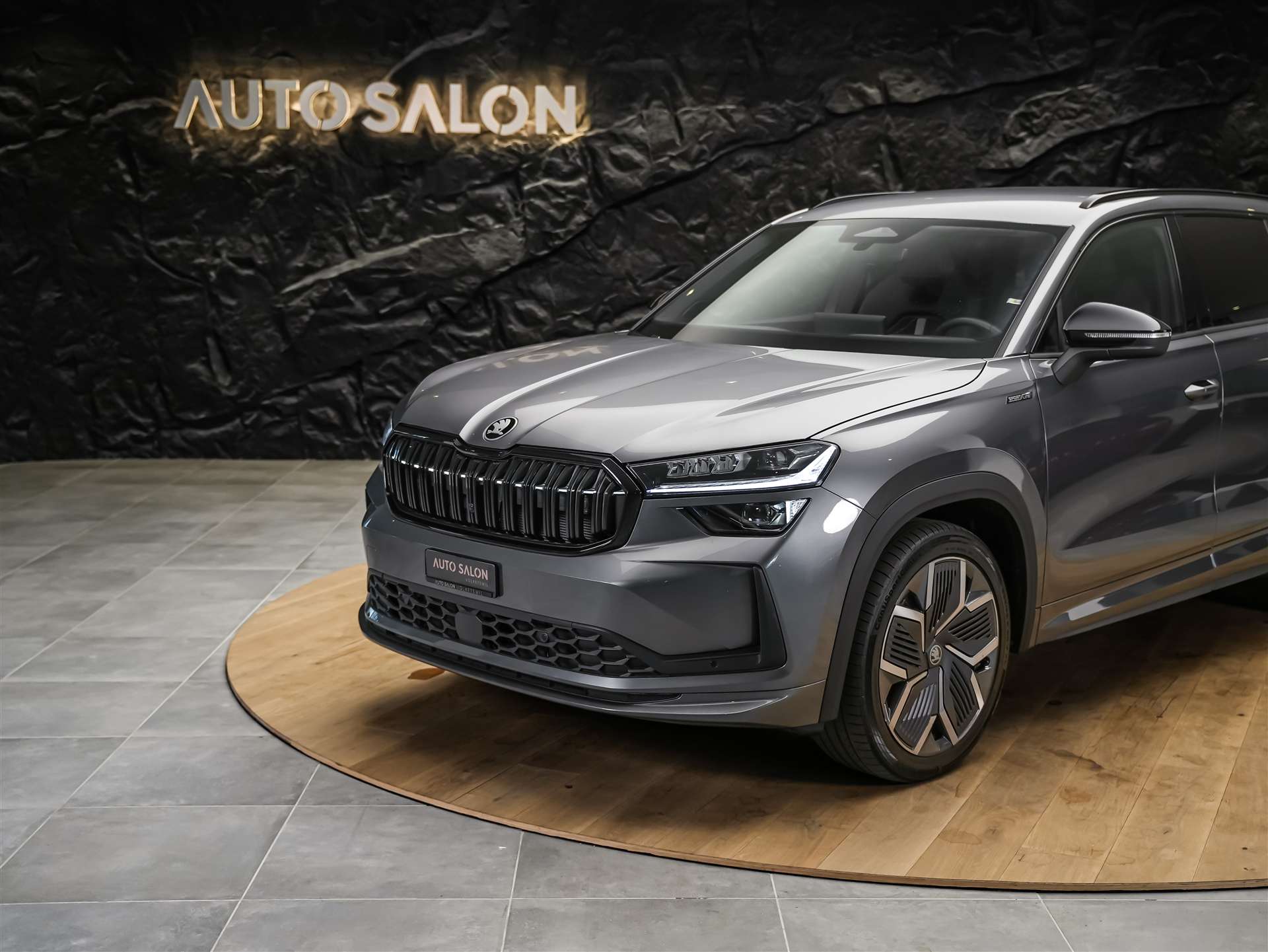 SKODA Kodiaq 2.0 TDI Sportline *7 Plätzer*Abstandsregler*Matrix LED Scheinwerfer*-image-16
