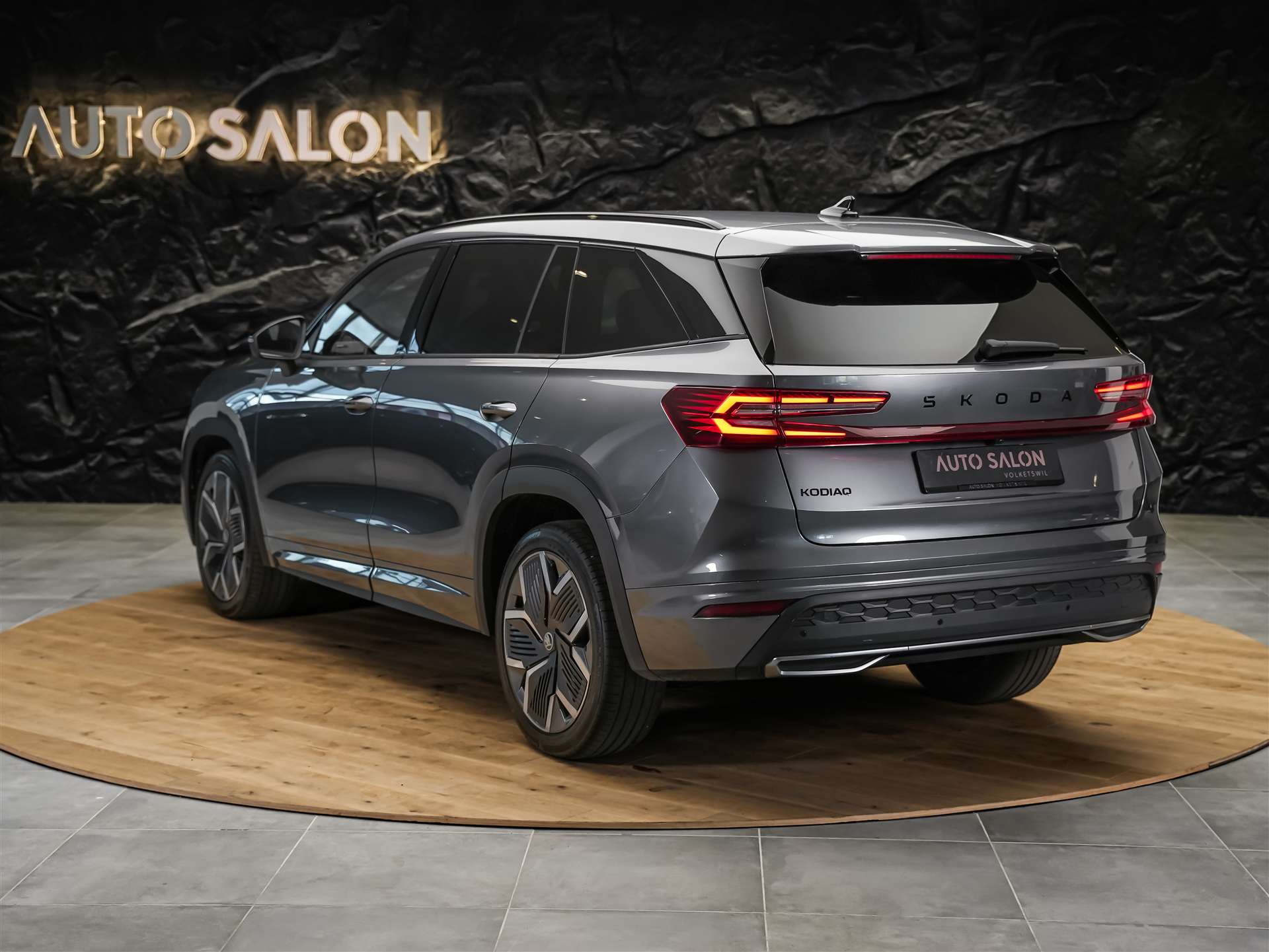 SKODA Kodiaq 2.0 TDI Sportline *7 Plätzer*Abstandsregler*Matrix LED Scheinwerfer*-showroom-element-3