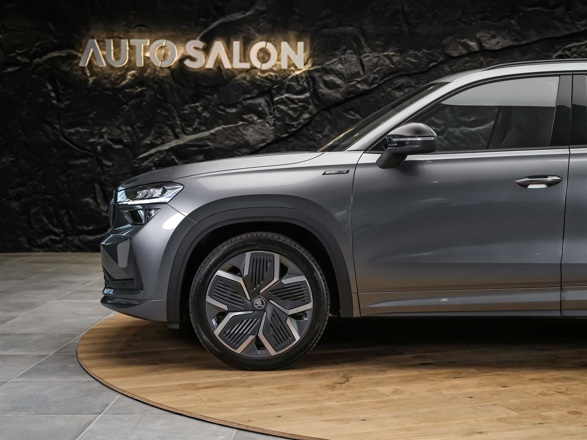 SKODA Kodiaq 2.0 TDI Sportline *7 Plätzer*Abstandsregler*Matrix LED Scheinwerfer*-image-17