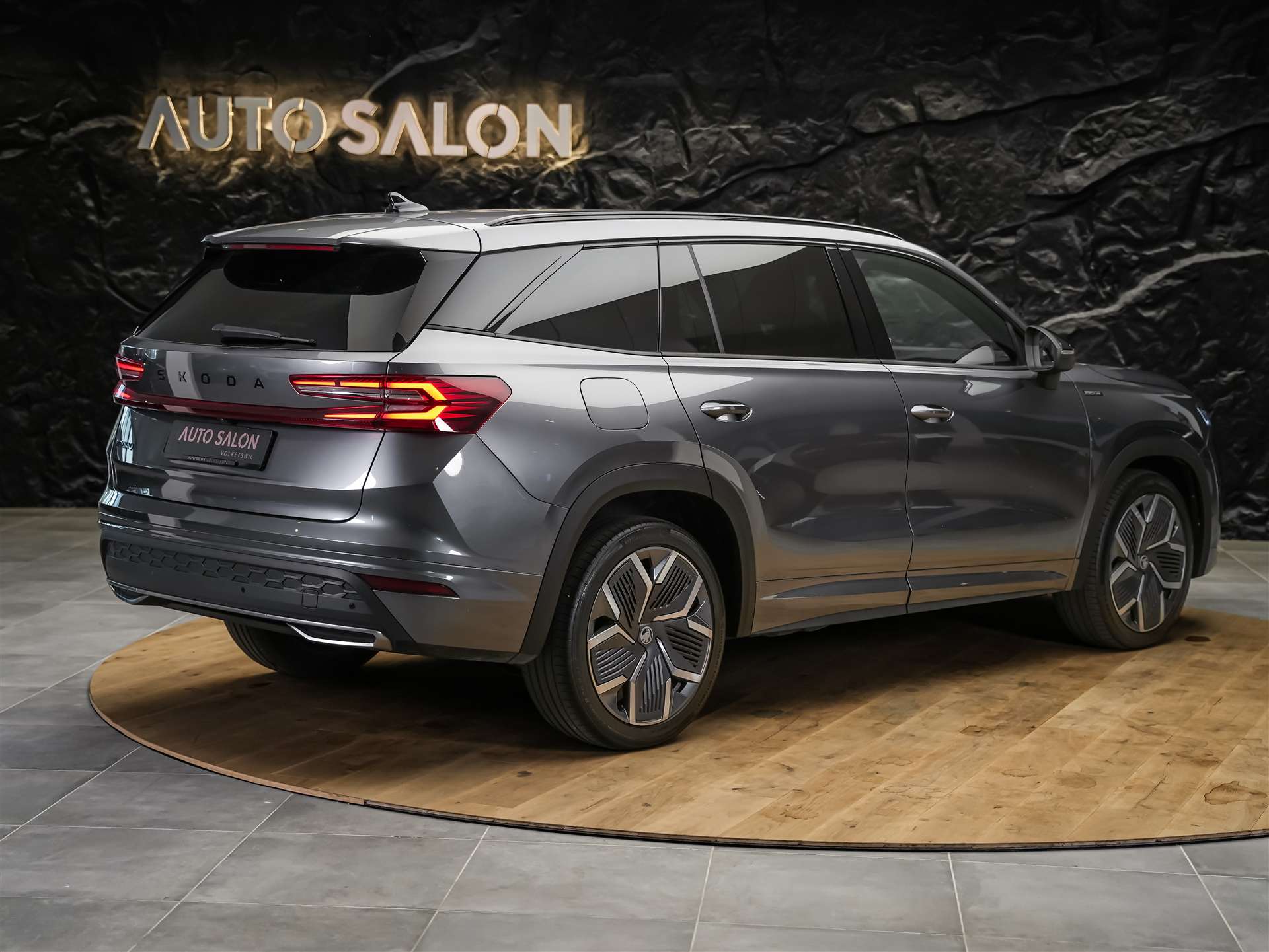 SKODA Kodiaq 2.0 TDI Sportline *7 Plätzer*Abstandsregler*Matrix LED Scheinwerfer*-image-5