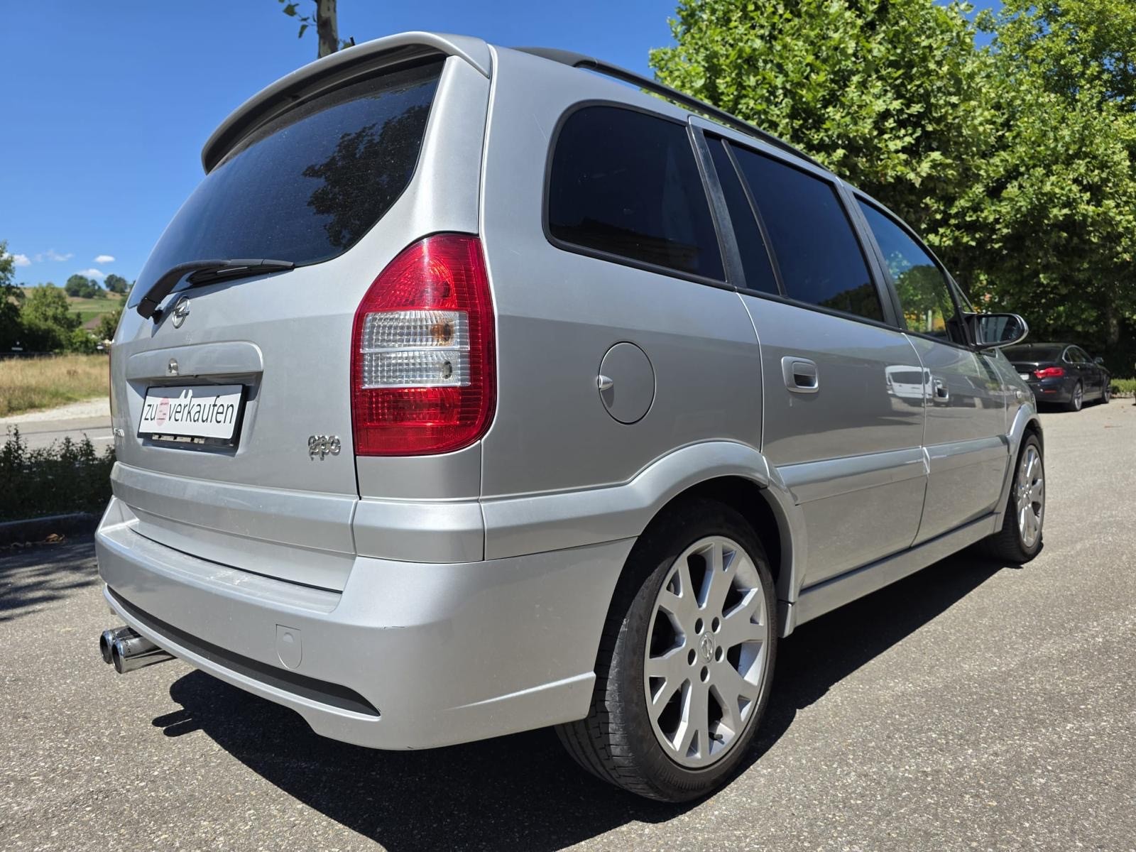 OPEL Zafira 2.0i Turbo OPC-image-3