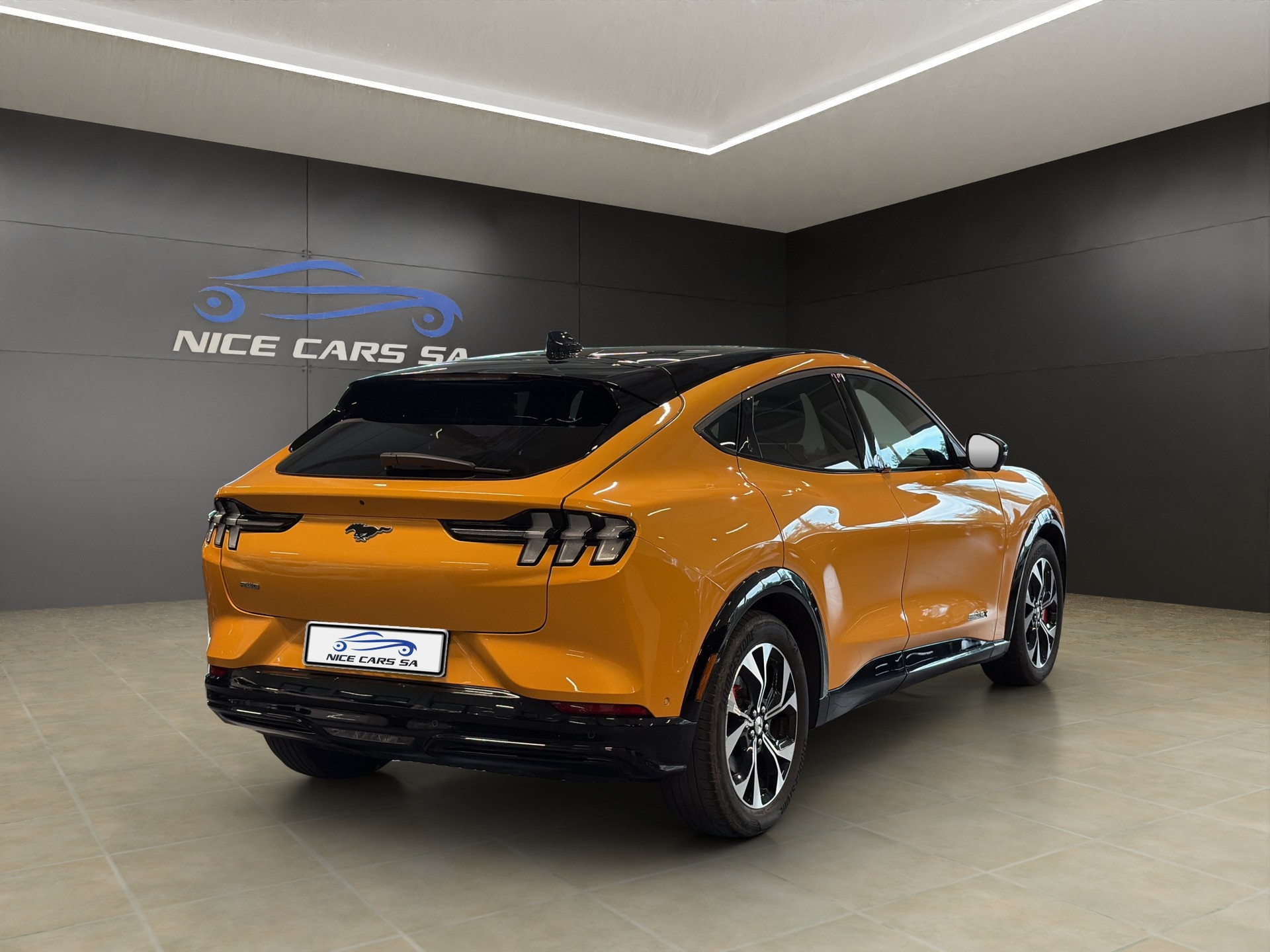 FORD Mustang MACH-E Premium AWD 91 kWh-image-7