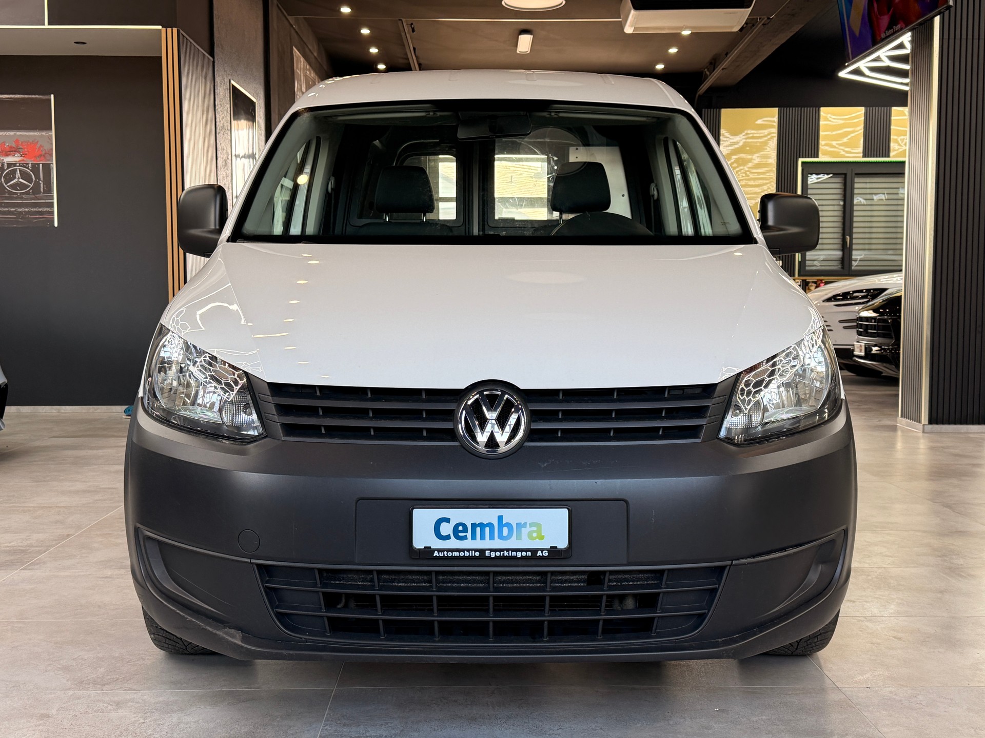 VW Caddy 2.0 TDI 4Motion-showroom-element-2