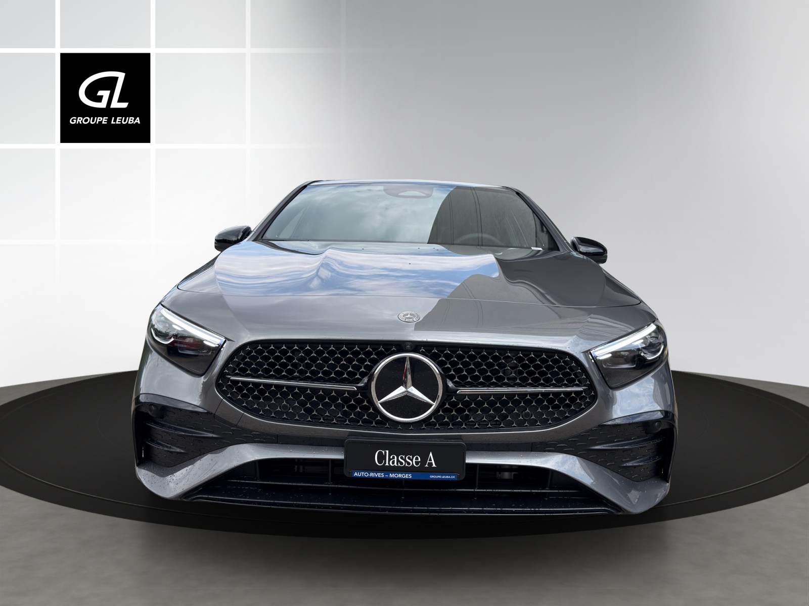 MERCEDES-BENZ A 220 4Matic 8G-DCT-showroom-element-1