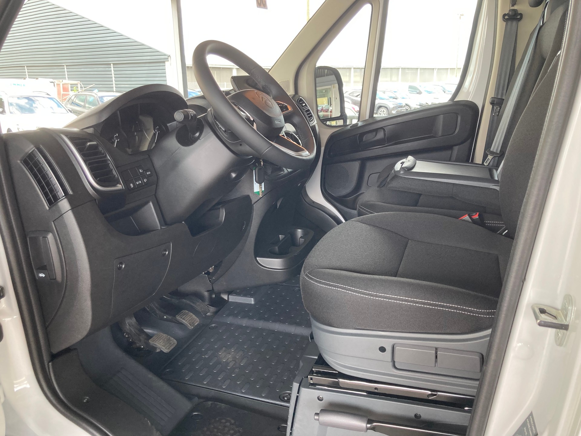CITROEN Jumper 35+ 2.2 BlueHDi 140 L2 Brücke DK-image-9