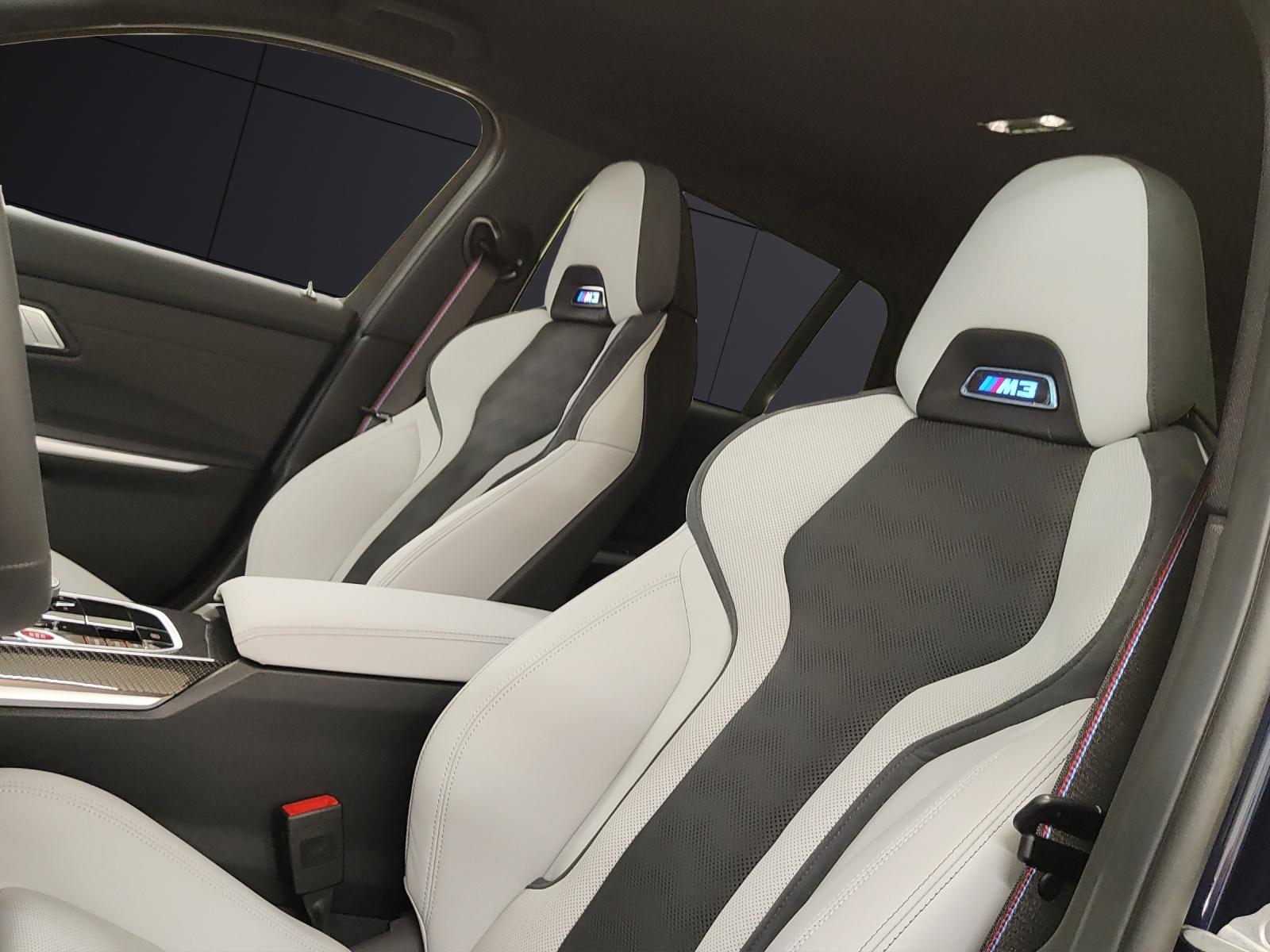 BMW M3 Competition xDrive Touring-image-15