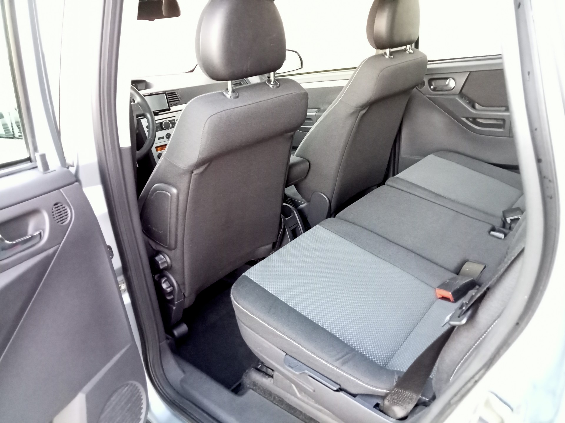 OPEL Meriva 1.6i-16 TP Enjoy-image-10