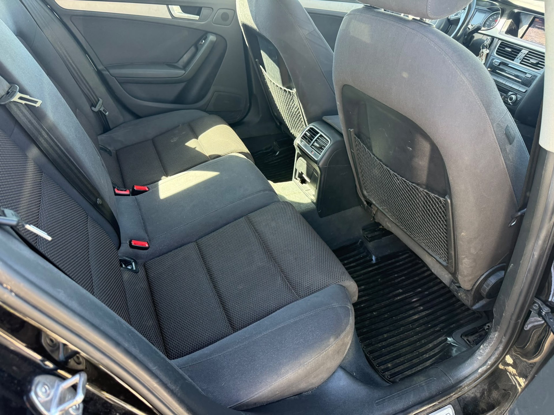 AUDI A4 allroad 2.0 TDI quattro-image-9