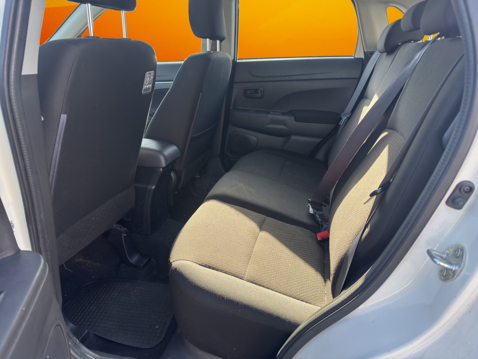 MITSUBISHI ASX 1.6 DID Value 4WD-image-11