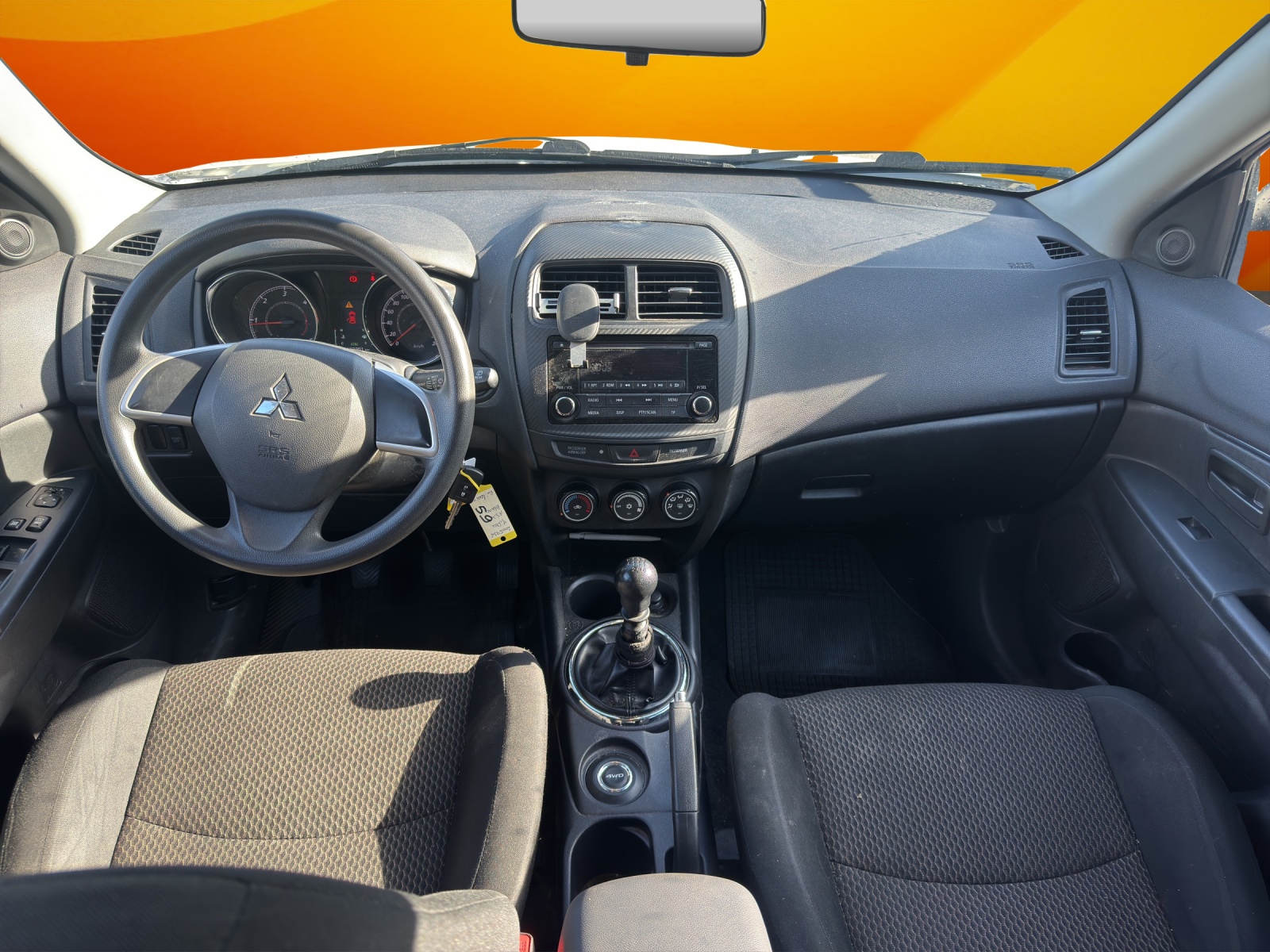 MITSUBISHI ASX 1.6 DID Value 4WD-image-8
