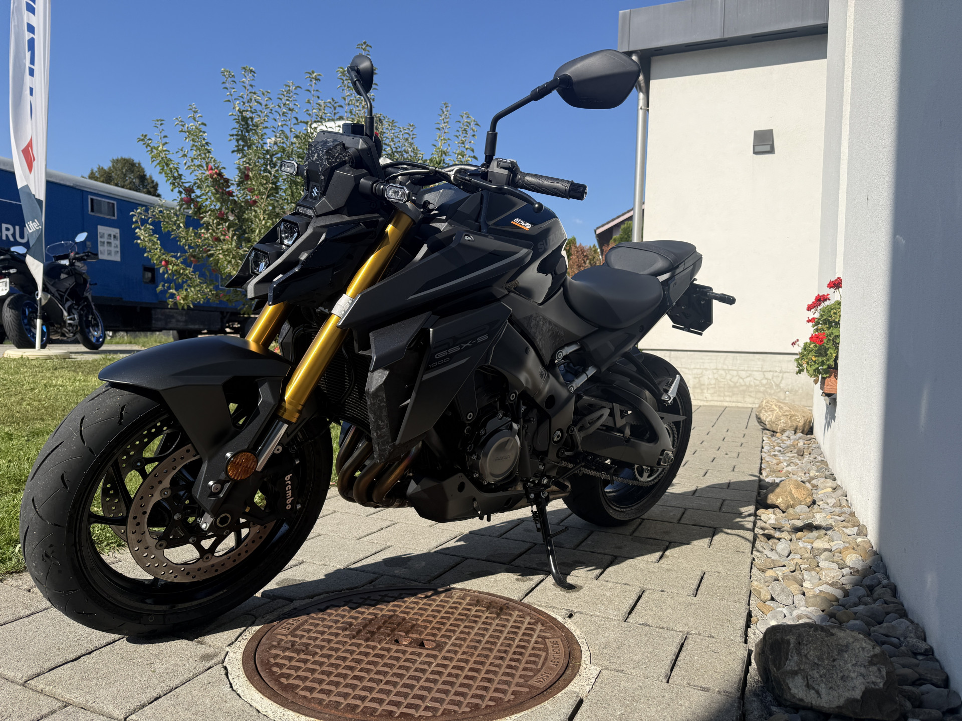 SUZUKI GSX-S 1000 BLACK EVO-image-3