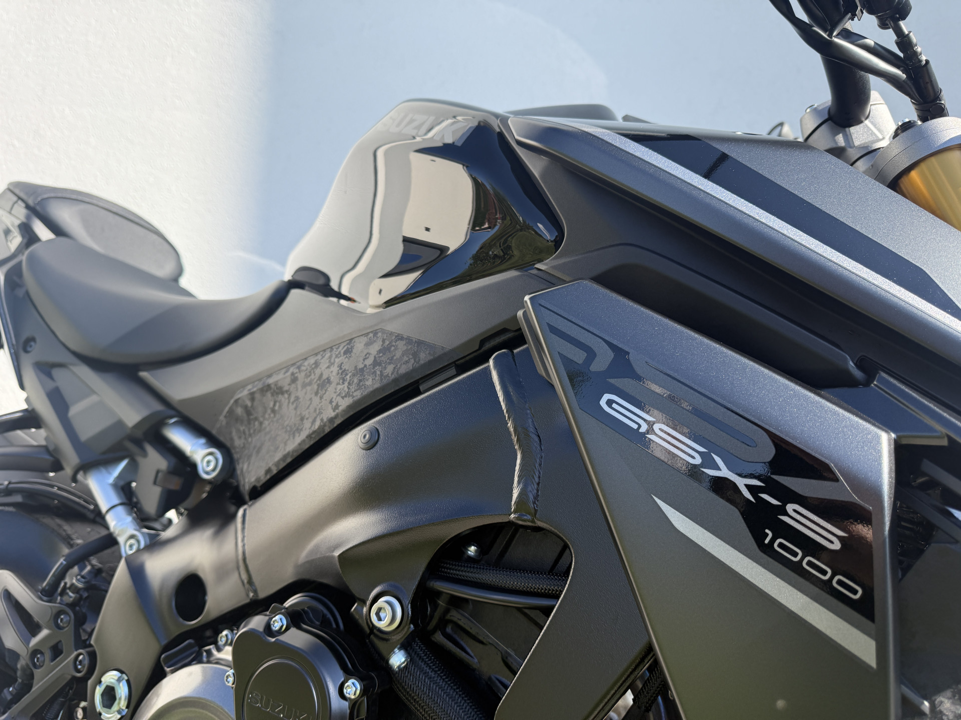 SUZUKI GSX-S 1000 BLACK EVO-image-7
