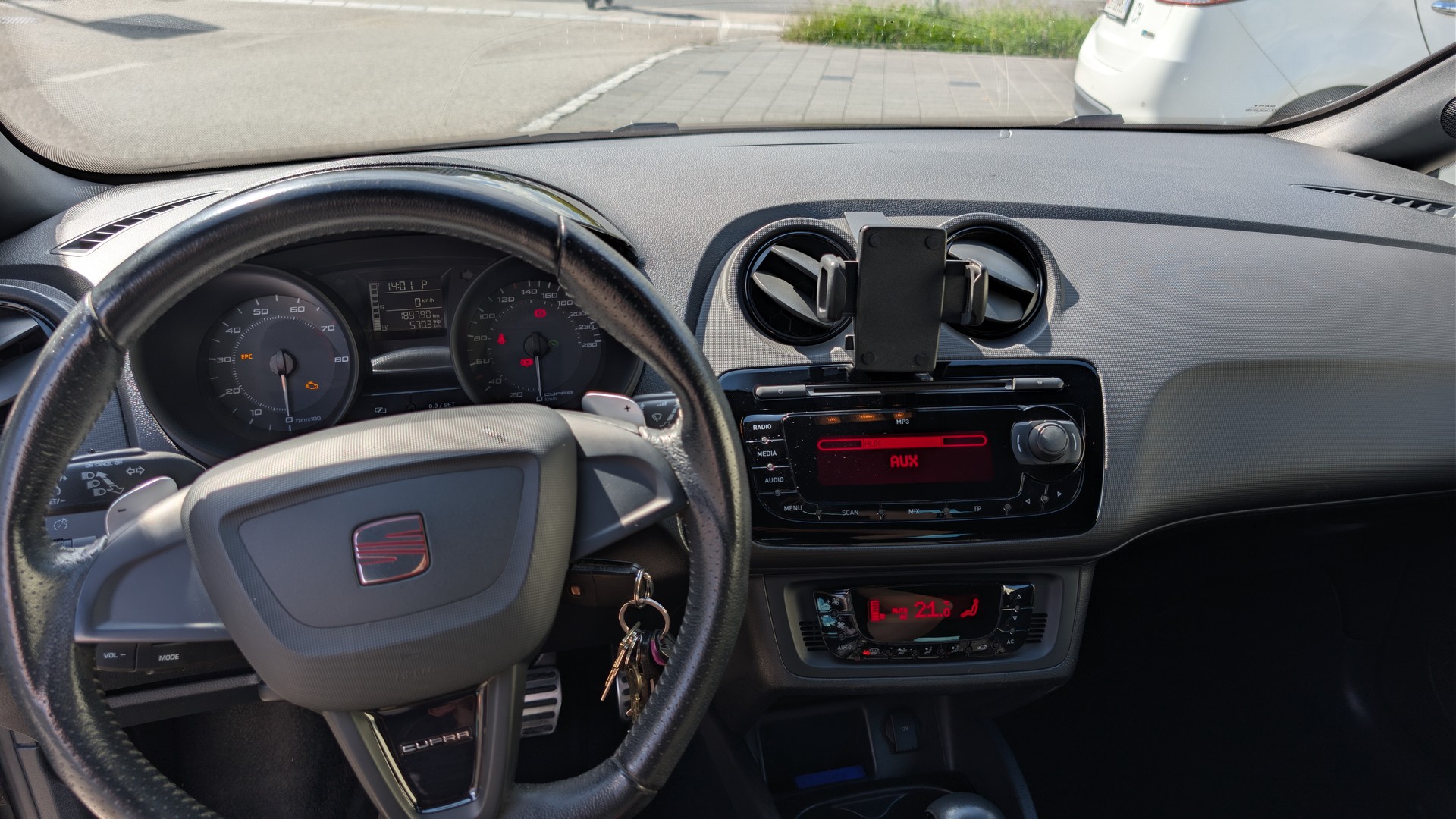 SEAT 1.4 TSI 180 Cupra DSG-image-6