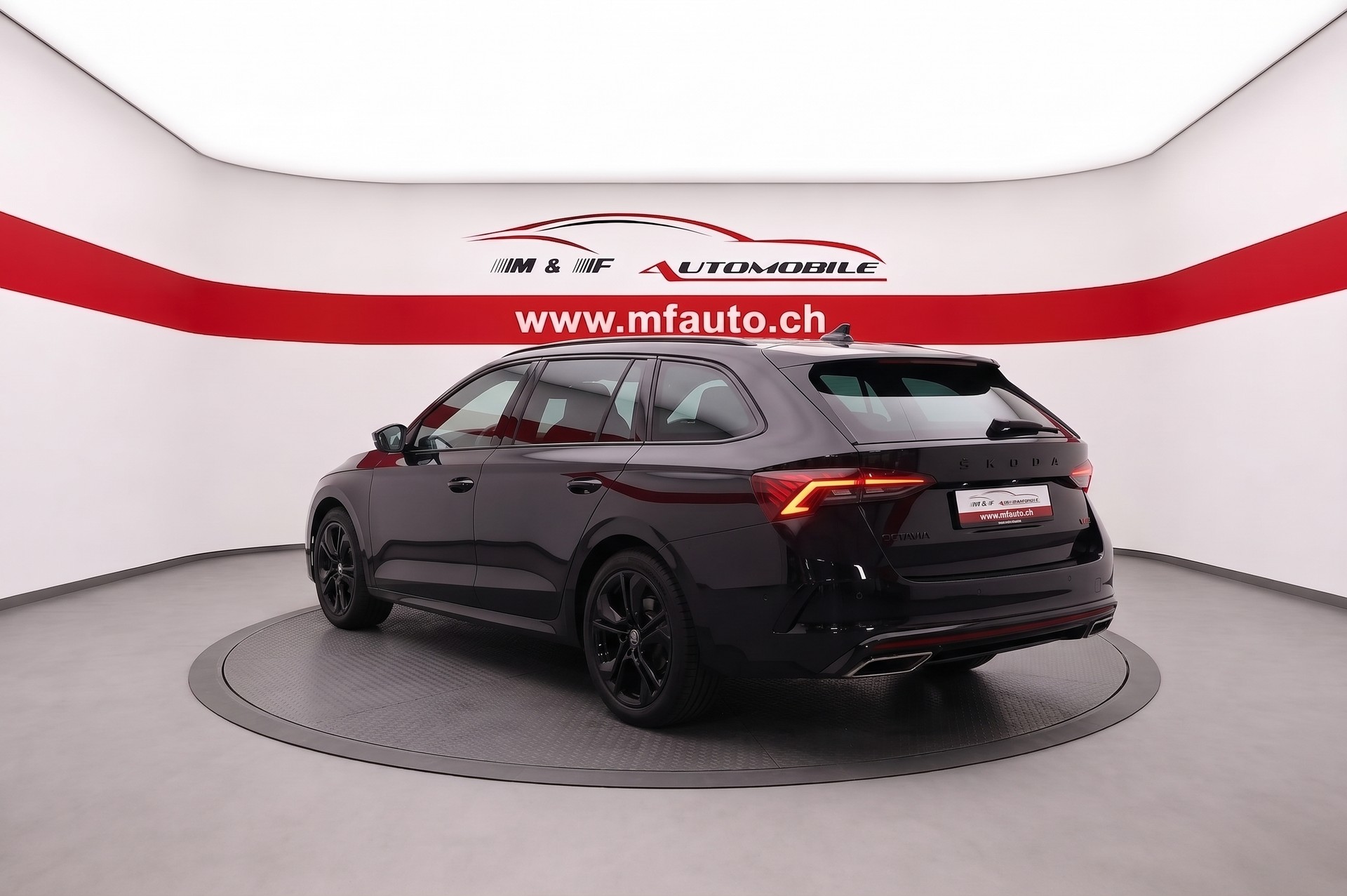 SKODA Octavia Combi 2.0 TDI RS 4x4 DSG-image-7