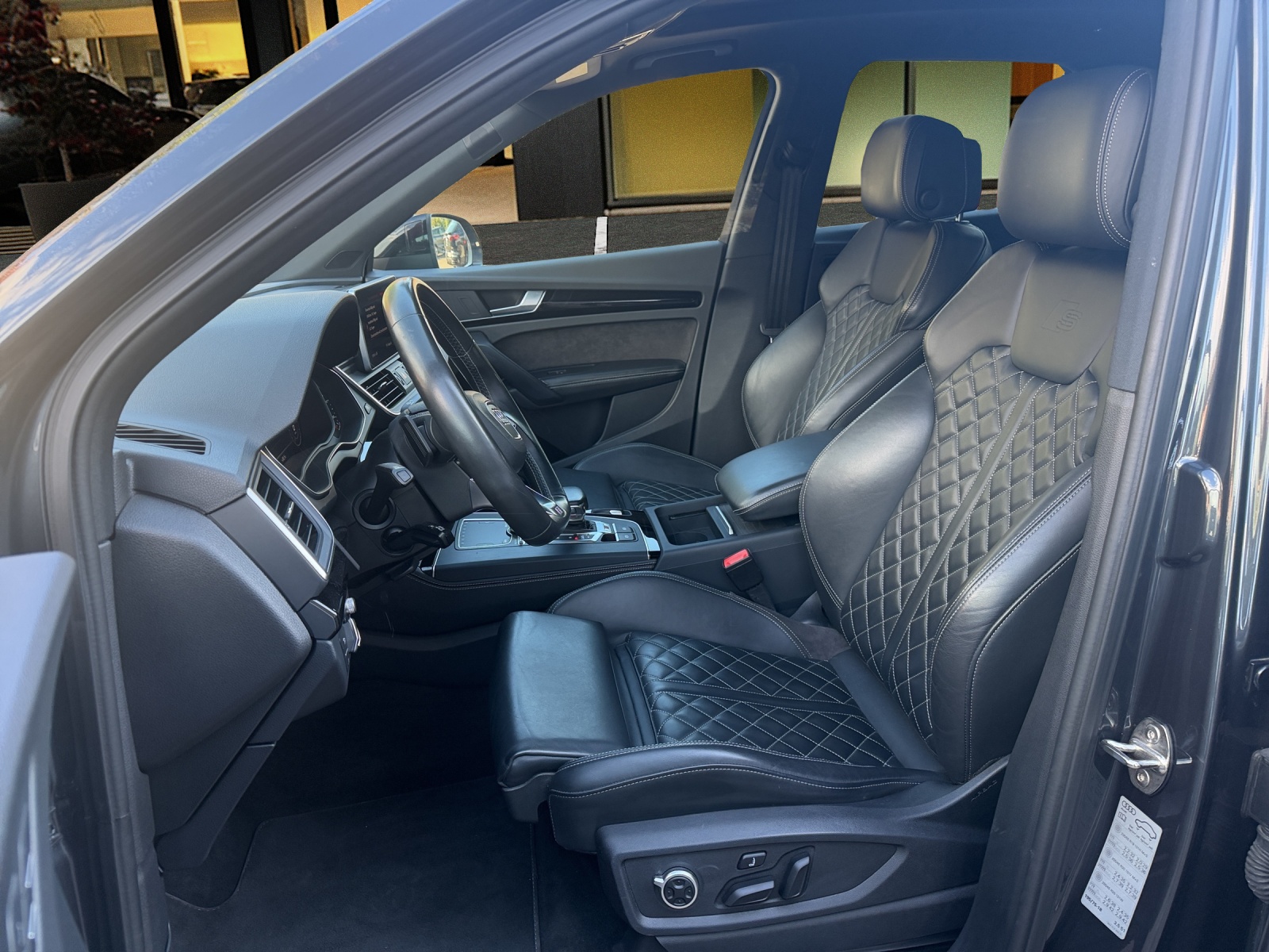 AUDI SQ5 3.0 V6 TFSI Quattro T-Tronic ABT-426PS / CH-Fahrzeug -Top Ausstattung-image-8