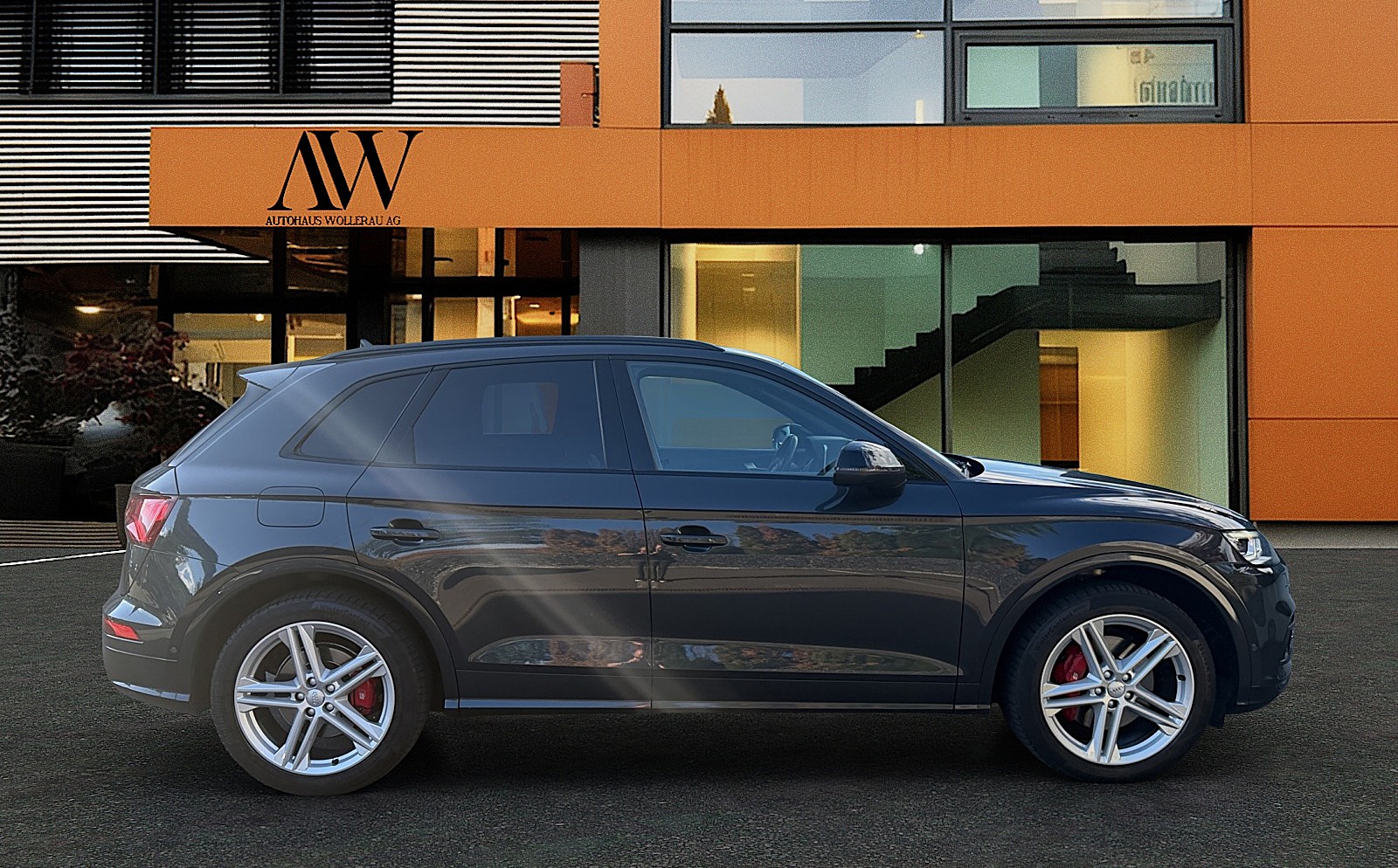 AUDI SQ5 3.0 V6 TFSI Quattro T-Tronic ABT-426PS / CH-Fahrzeug -Top Ausstattung-image-6