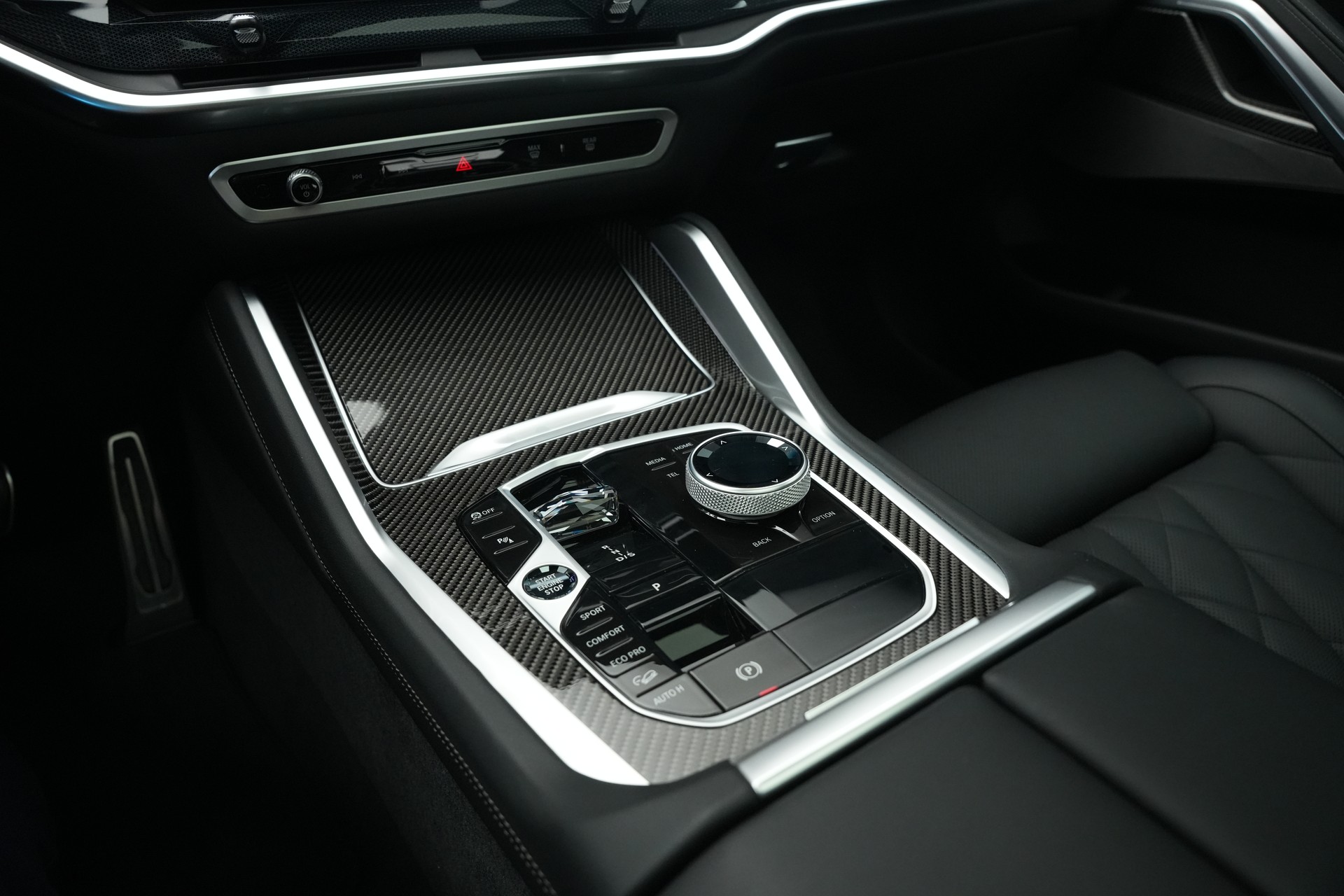 BMW X6 xDrive 48V 30d M Sport Pro Steptronic *CH-Fahrzeug* *Panorama* *Head-Up*-image-30