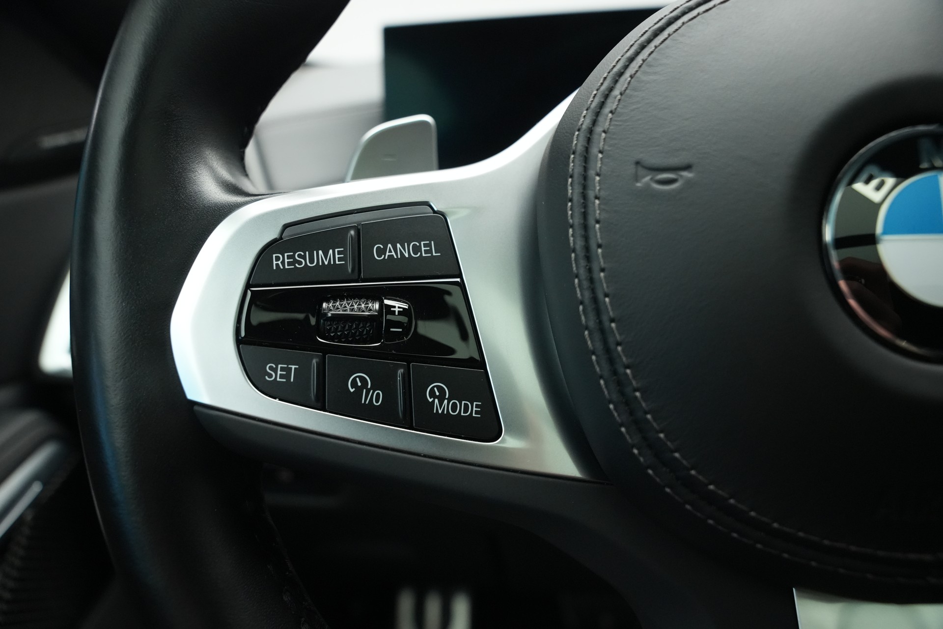BMW X6 xDrive 48V 30d M Sport Pro Steptronic *CH-Fahrzeug* *Panorama* *Head-Up*-image-26