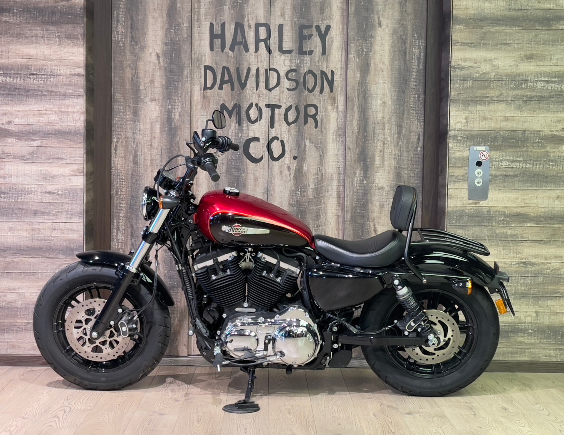 HARLEY-DAVIDSON XL1200XS-image-3