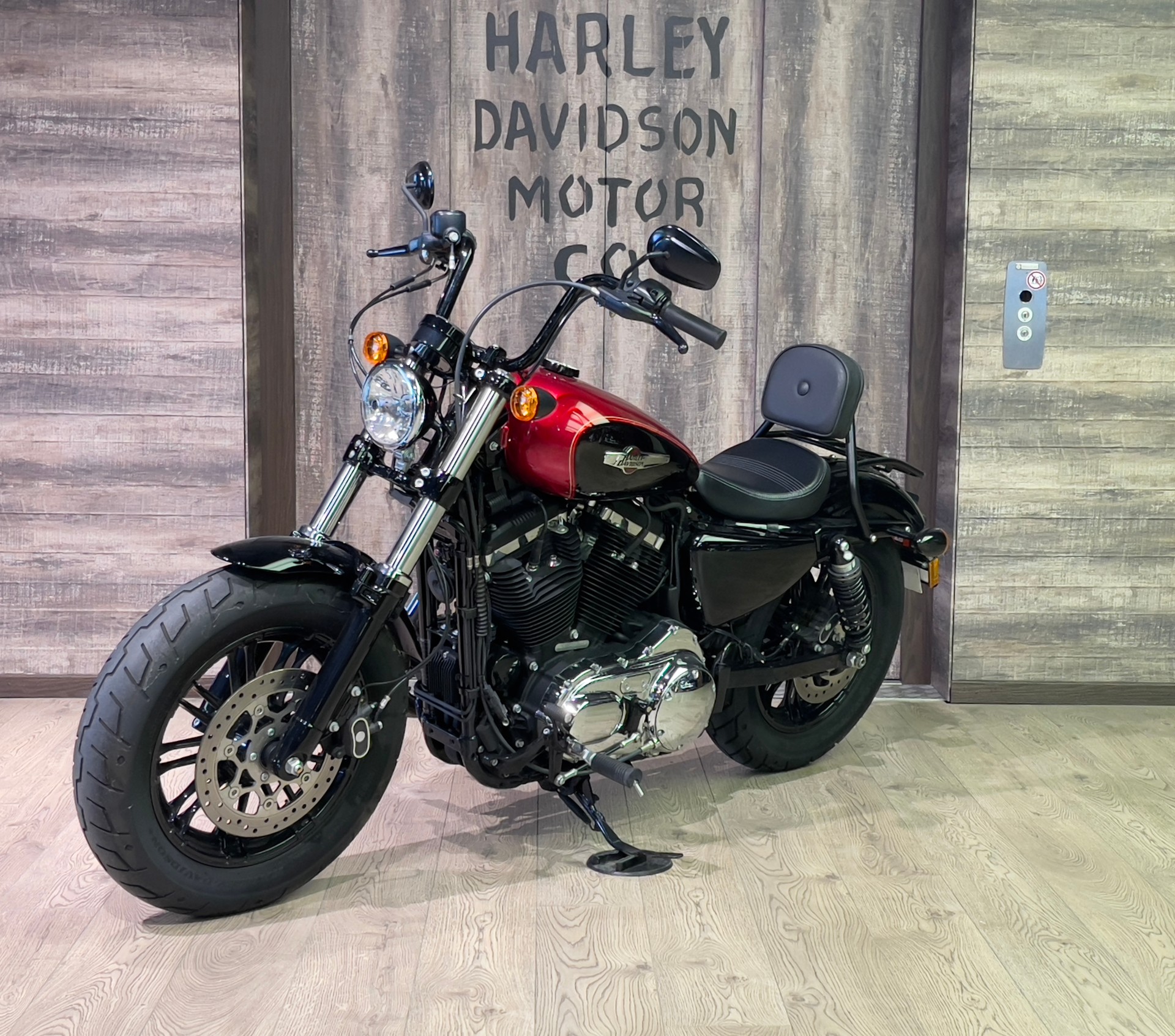 HARLEY-DAVIDSON XL1200XS-image-2