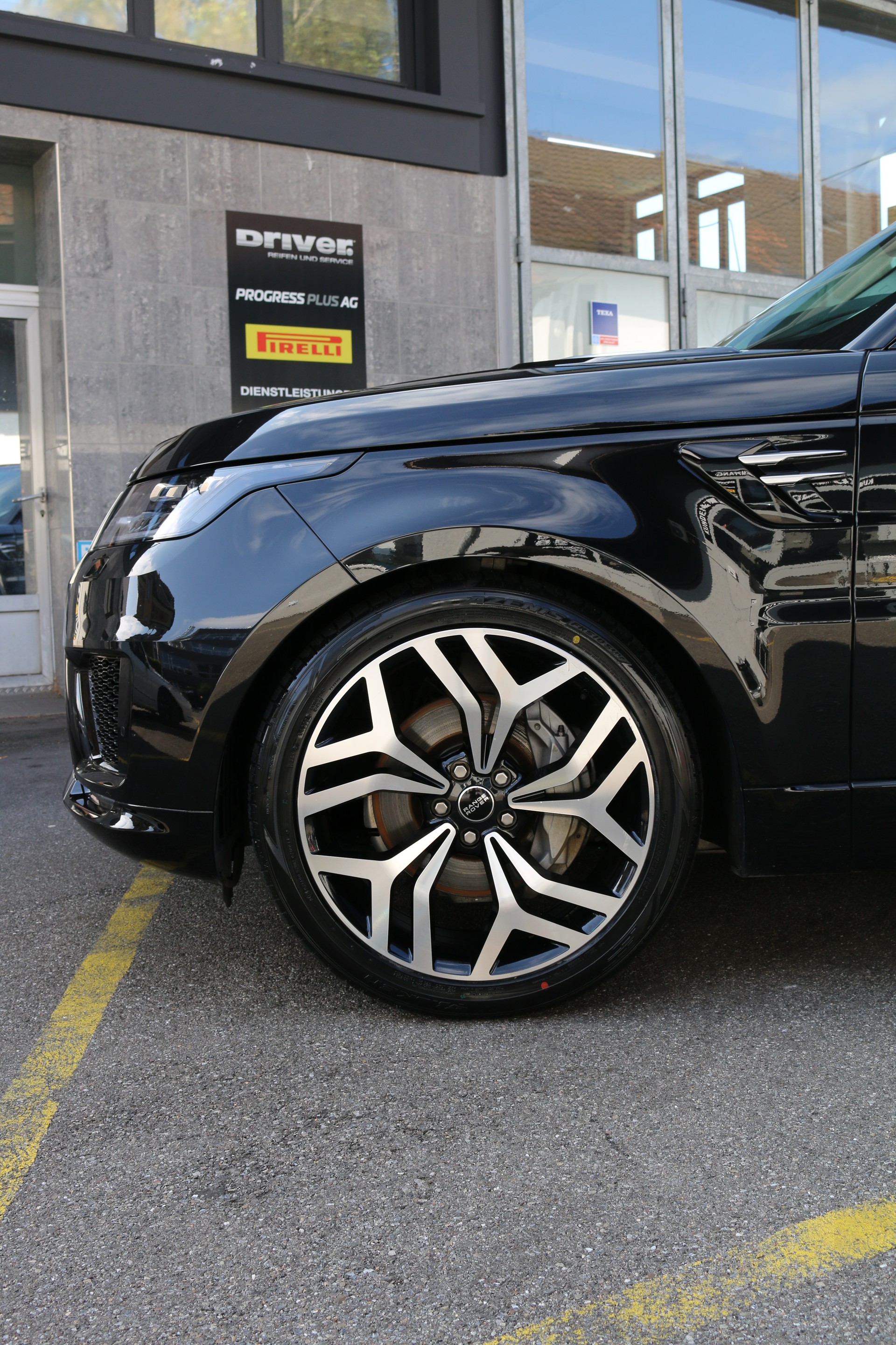 LAND ROVER Range Rover Sport D250 3.0D I6 MHEV SE Automatic-image-8